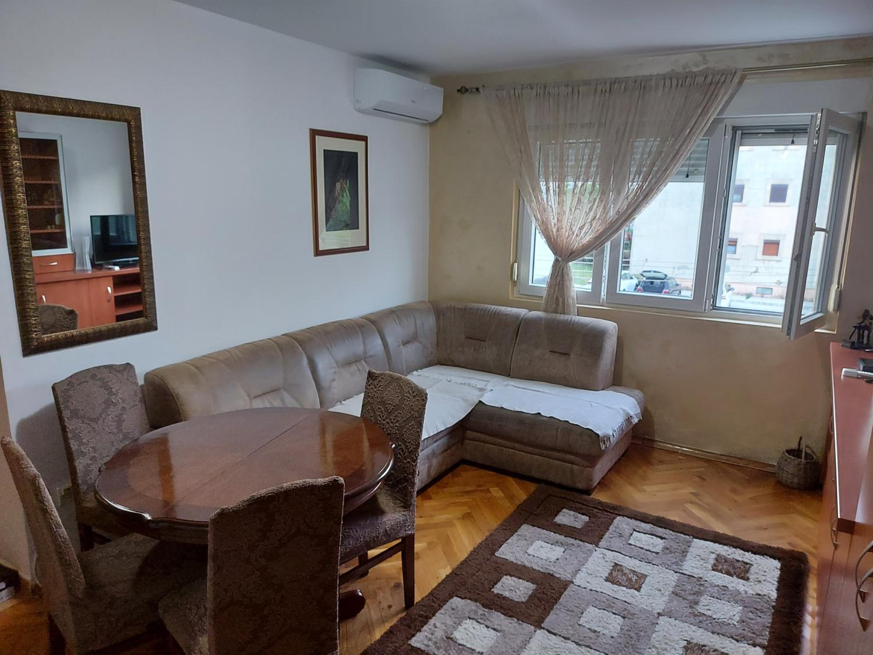 L&L apartment