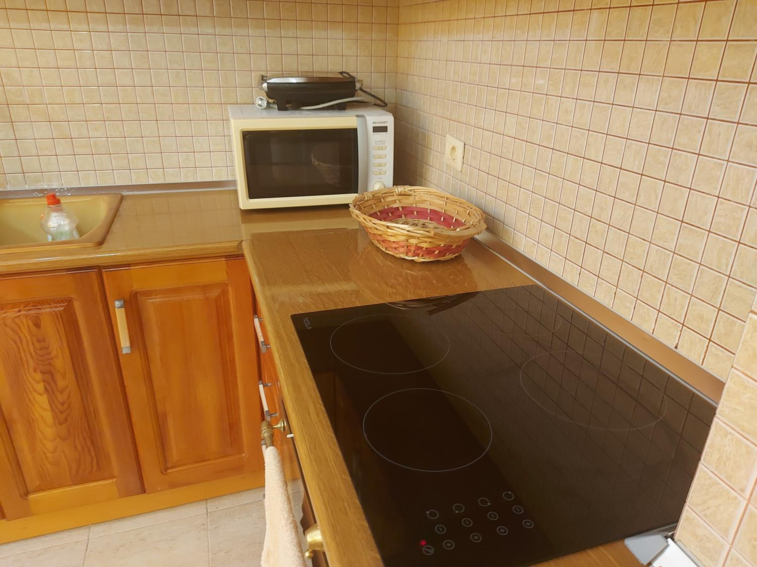 Bral Currila - Peaceful Beachfront Apartment