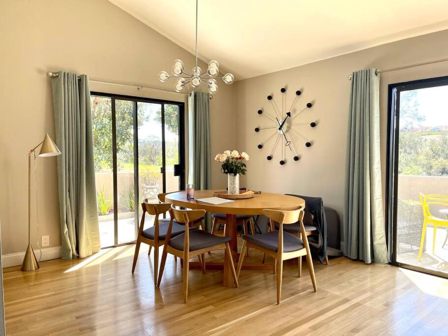 Breathtaking views, close to the ocean and canyon view 5
