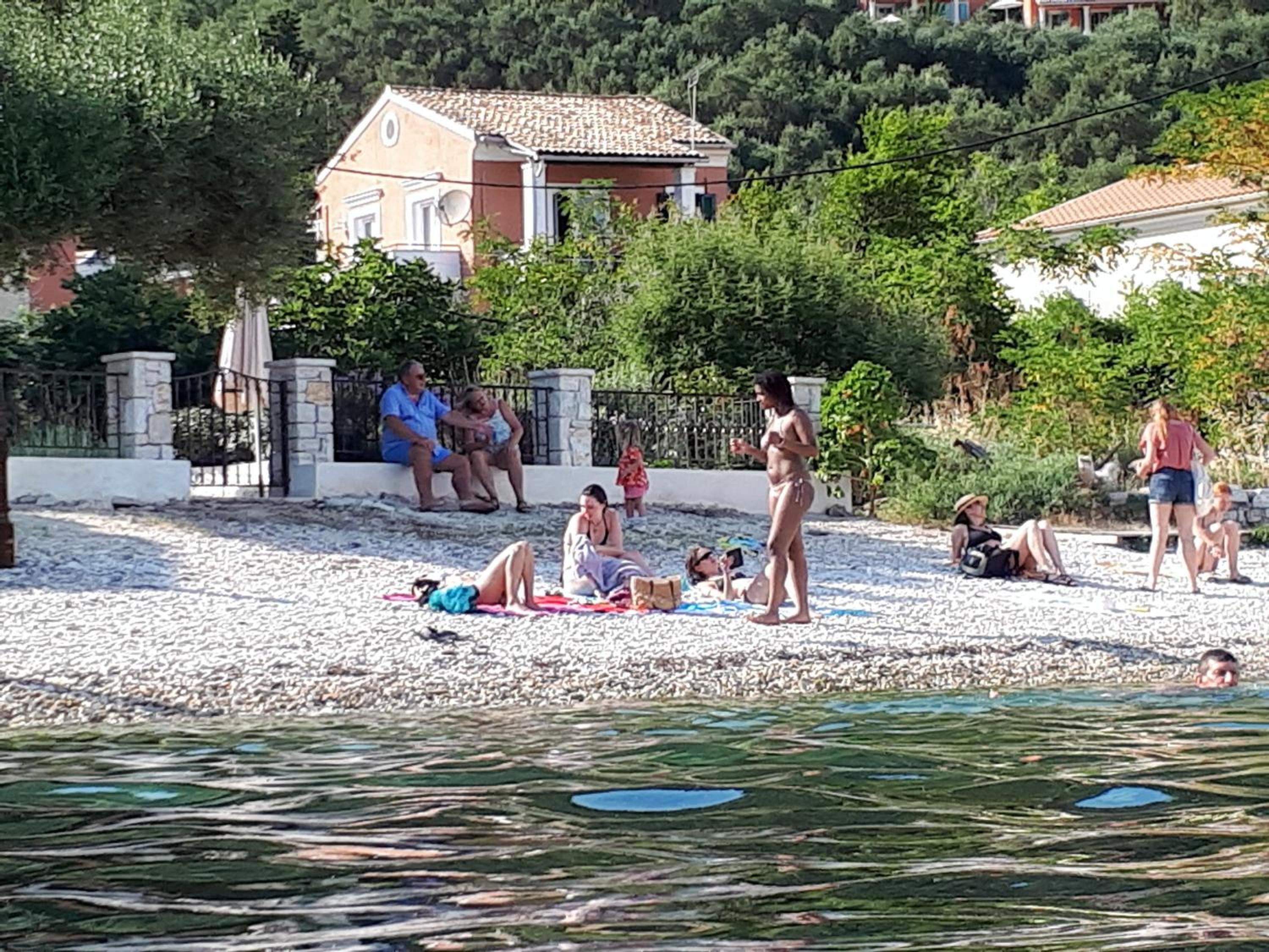 Garneli Apartments
