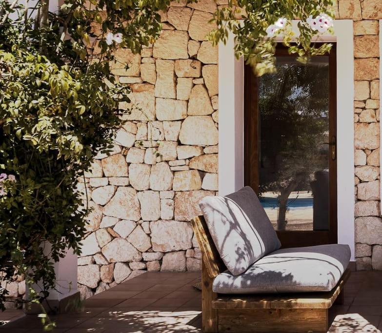 Your perfect hideaway only 5 minutes from Ibiza view 4