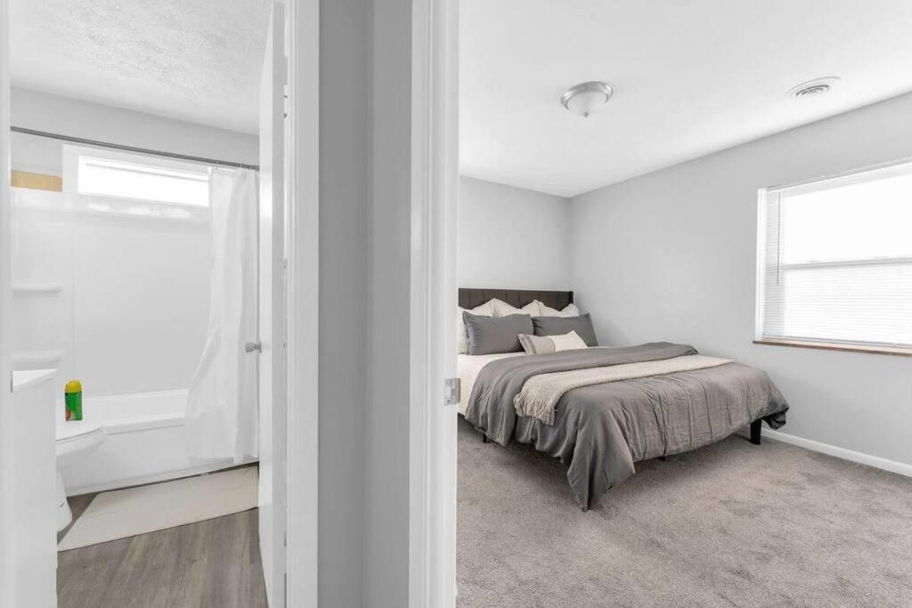 Maple Heights Getaway