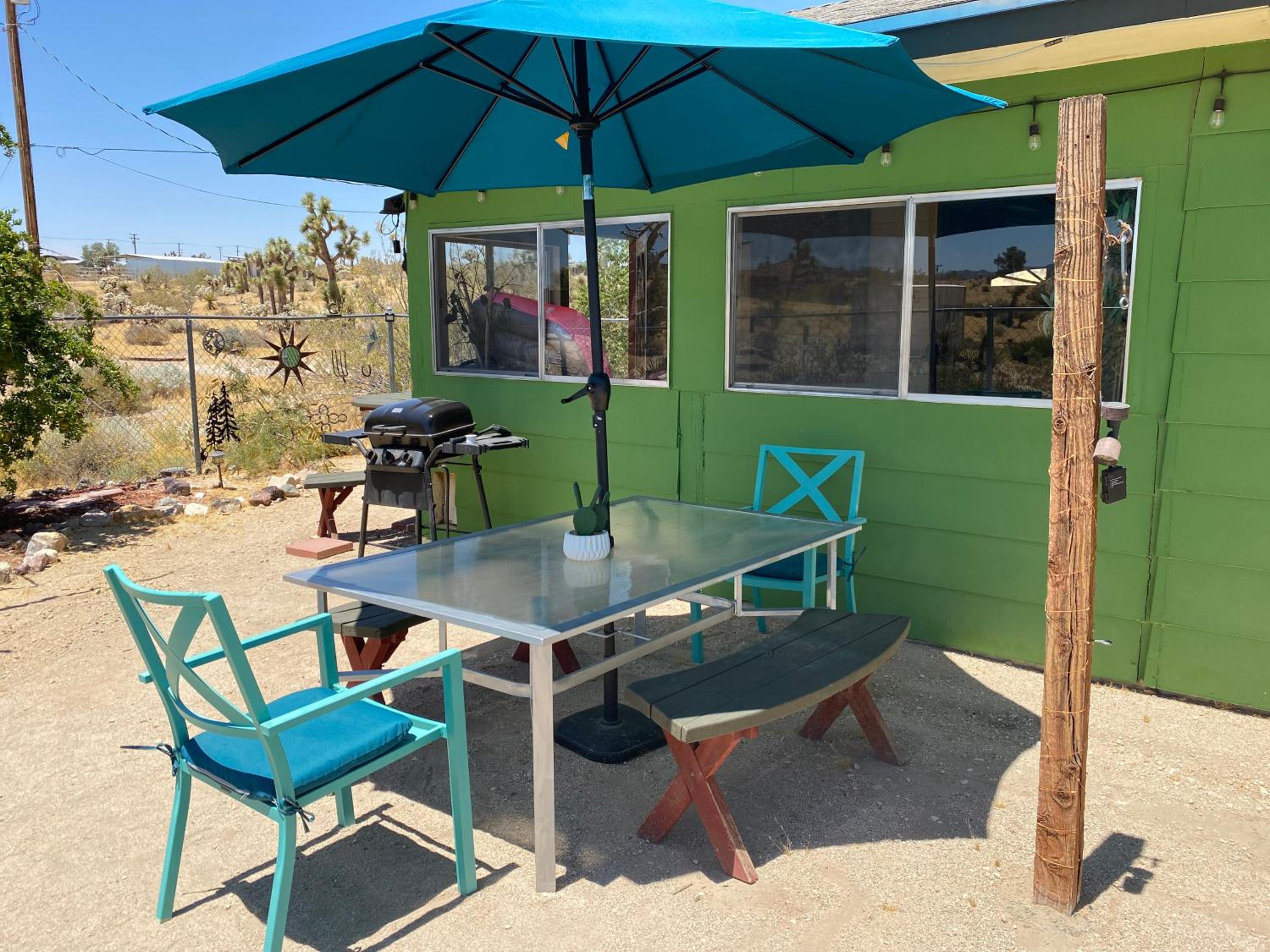 Desert Oasis - Joshua tree peaceful retreat Home view 3