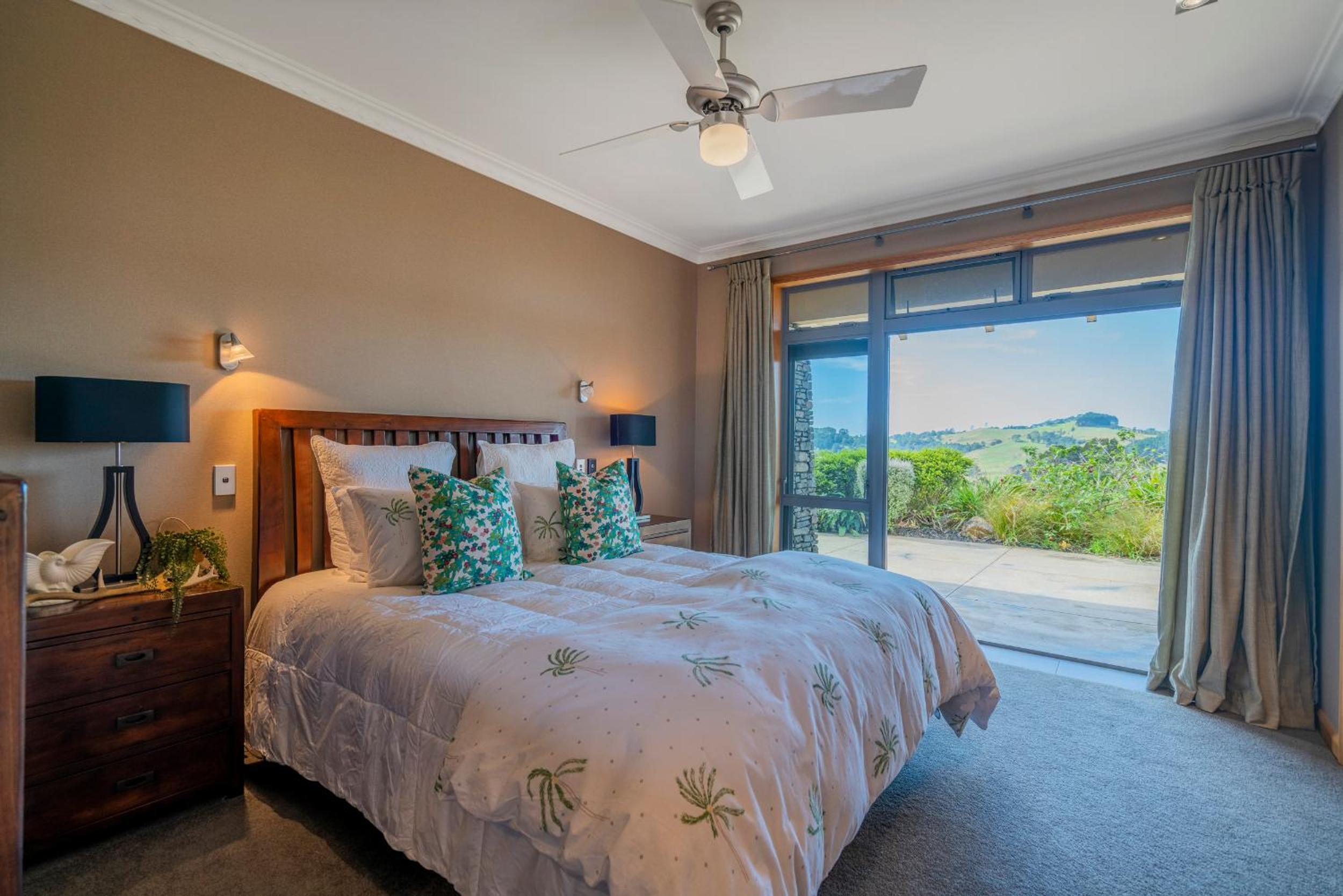 Luxury Country retreat view 3