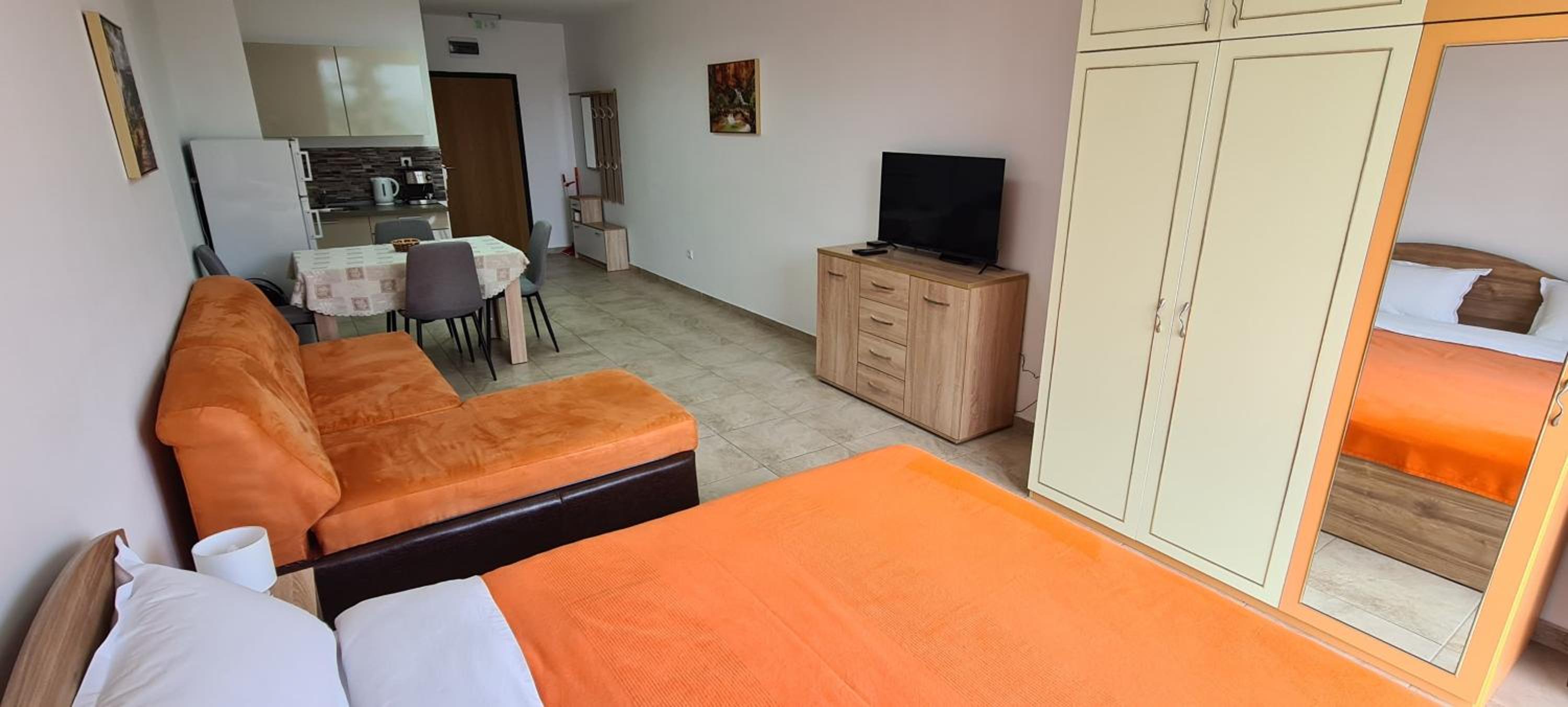 Studio Apartment ULTIMA - Super Center Burgas