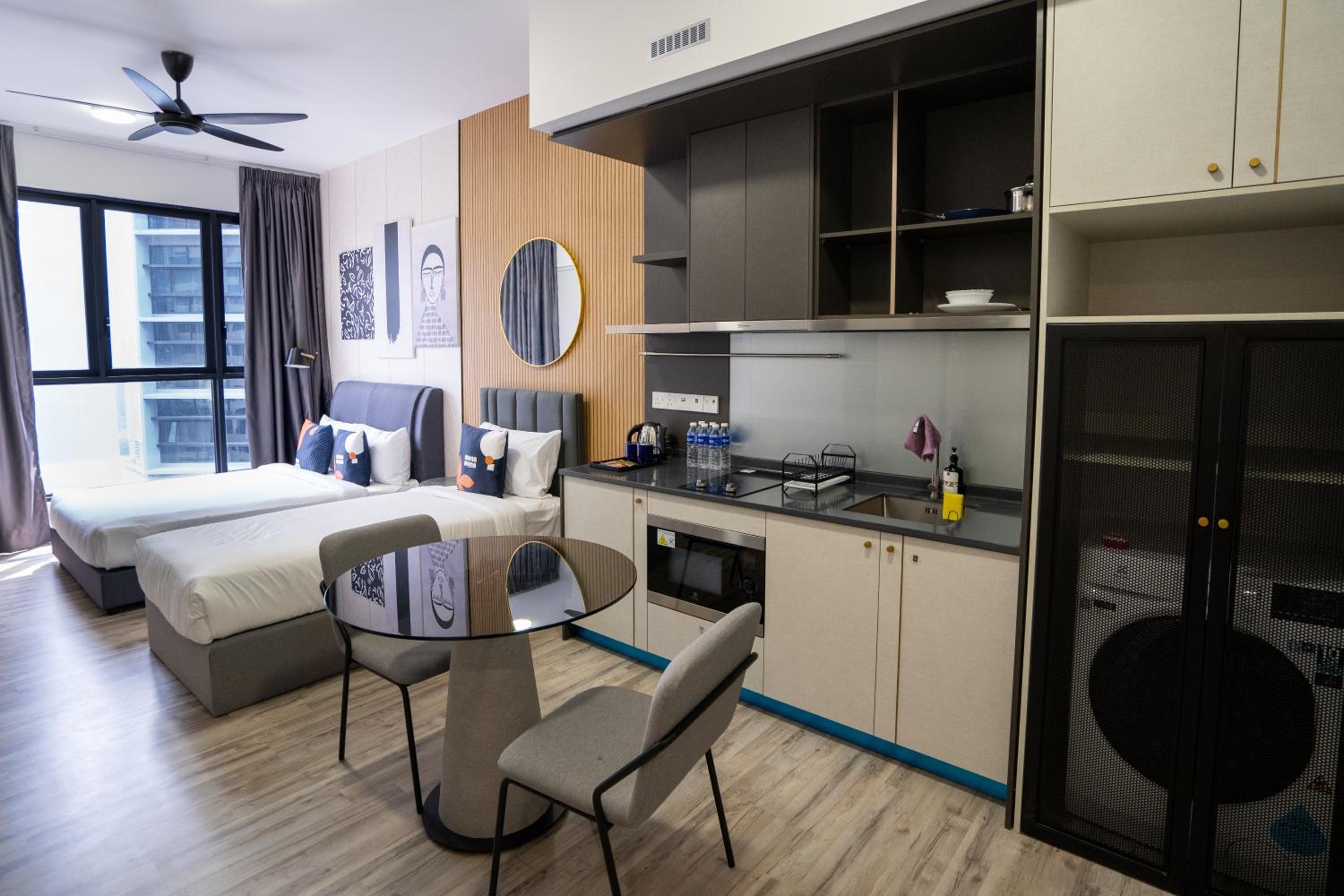Millerz Square Suite By KLIQ, photo 39