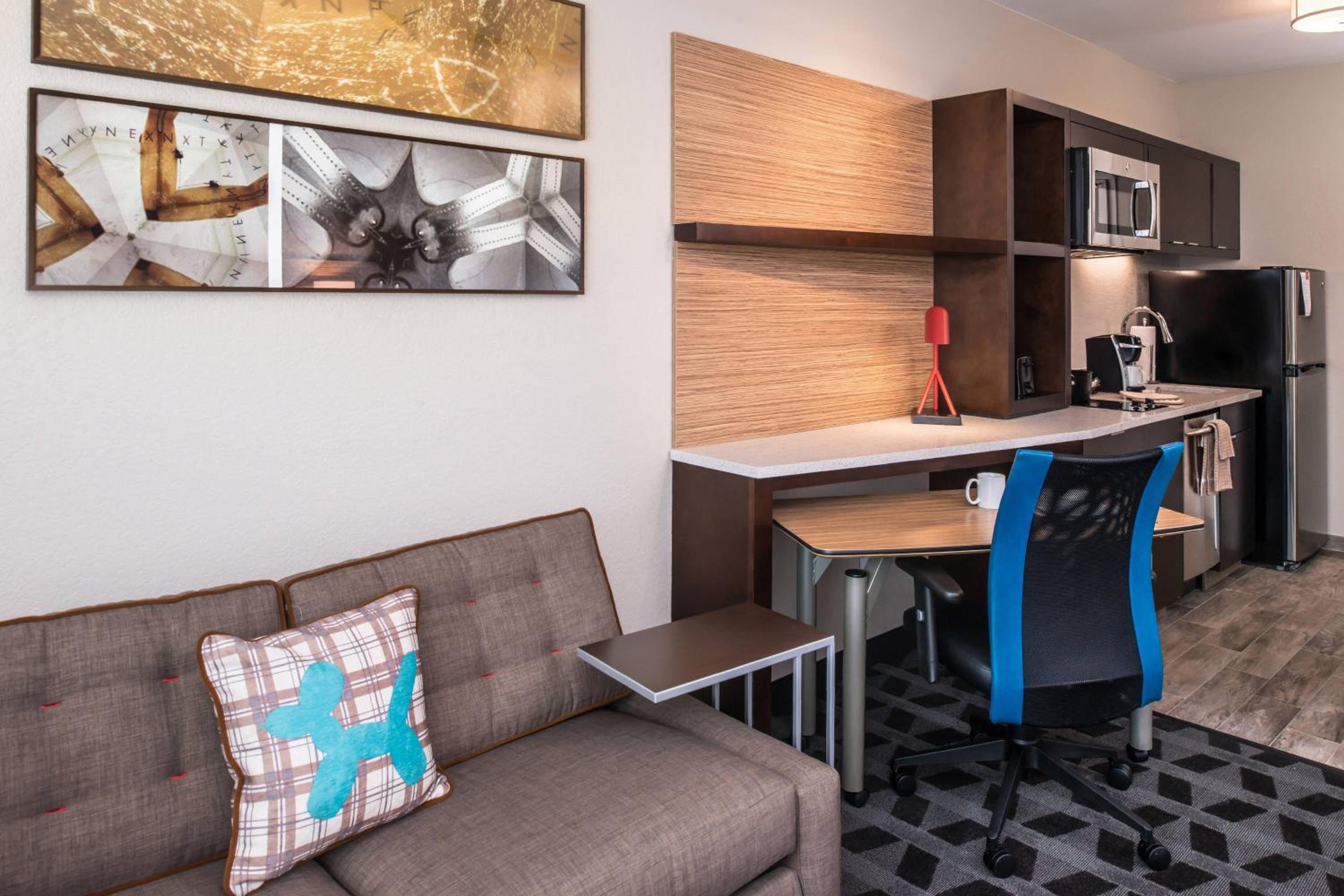 TownePlace Suites by Marriott San Bernardino Loma Linda - Property Image 11