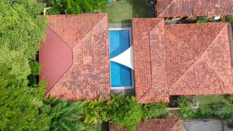 Villa Helena Hermosa private 5-bdr resort pool