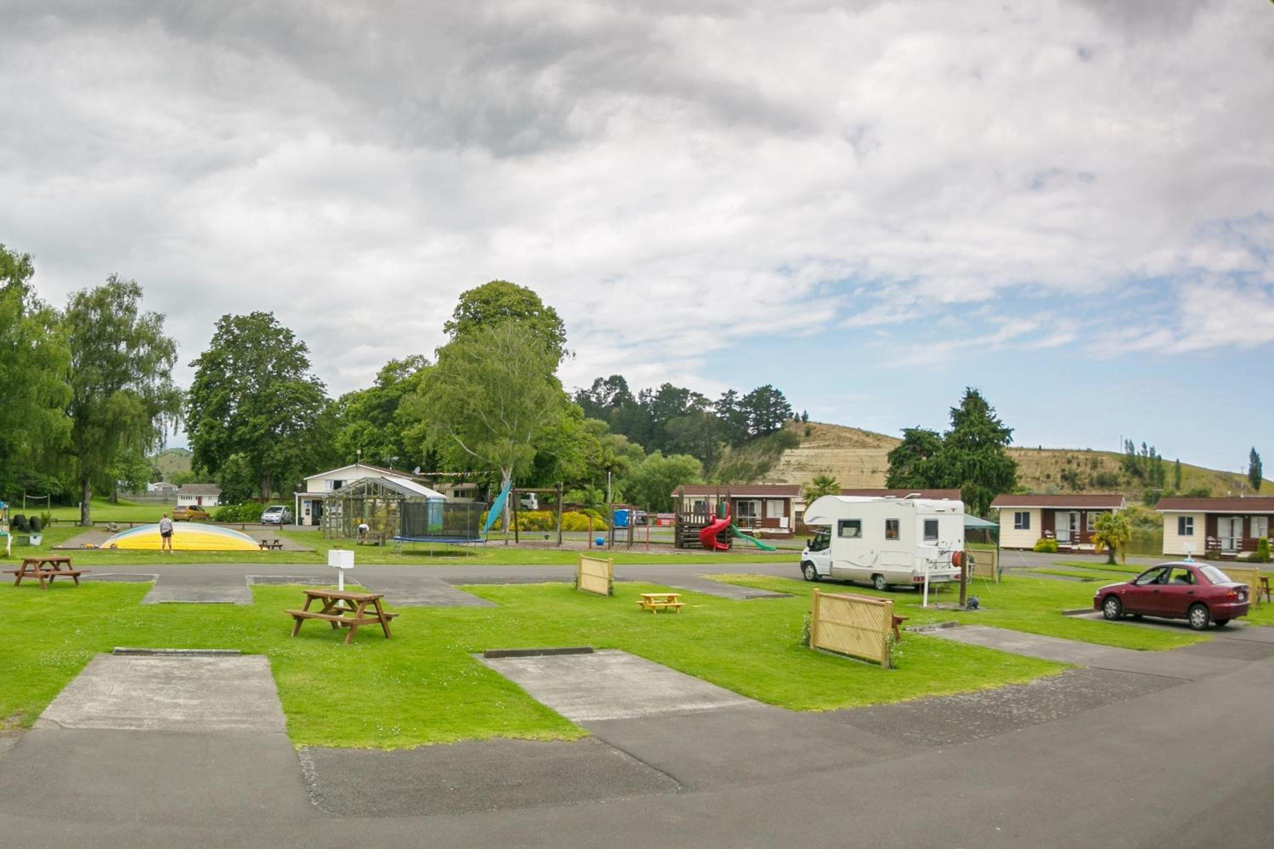 Whanganui River Top 10 Holiday Park