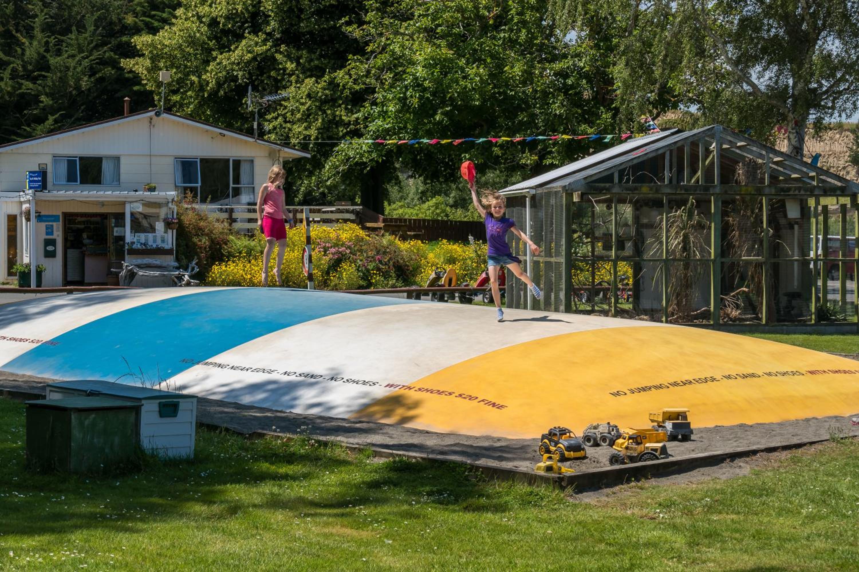 Whanganui River Top 10 Holiday Park