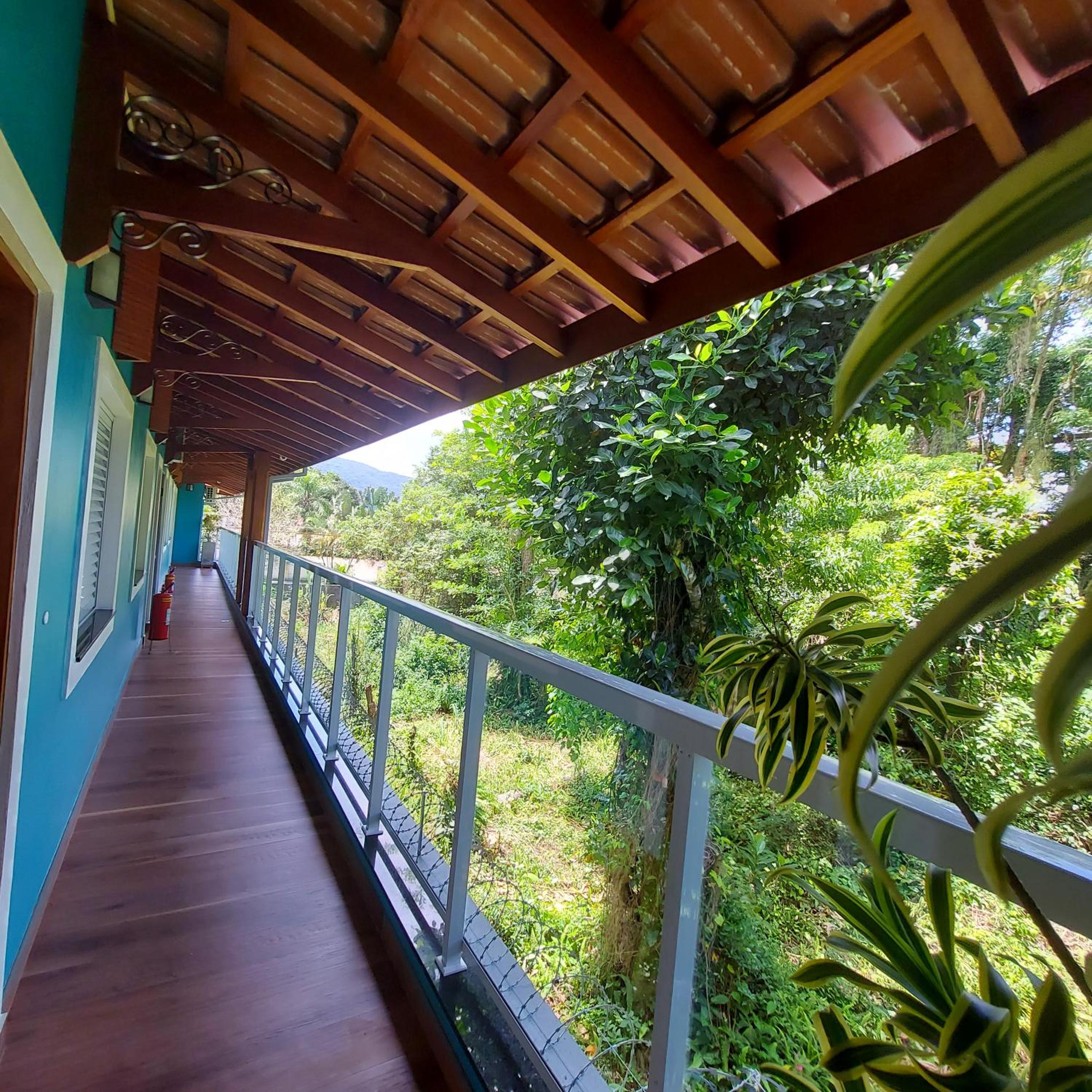 Pousada Solarium Flats Itagua Próximo ao Aquário e a Praça da Baleia view 4