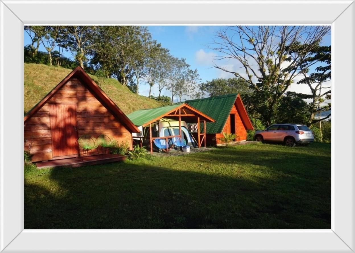 Sunset Inn Arenal B&B
