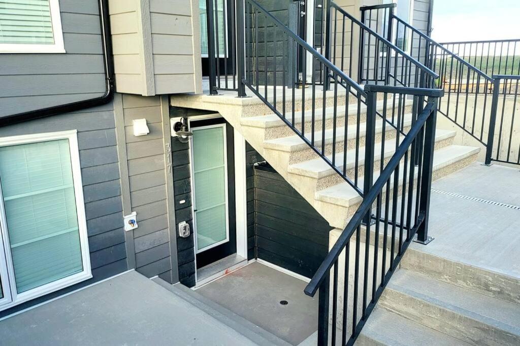 The Oliver - Cozy Apartment in Rockland Park, NW