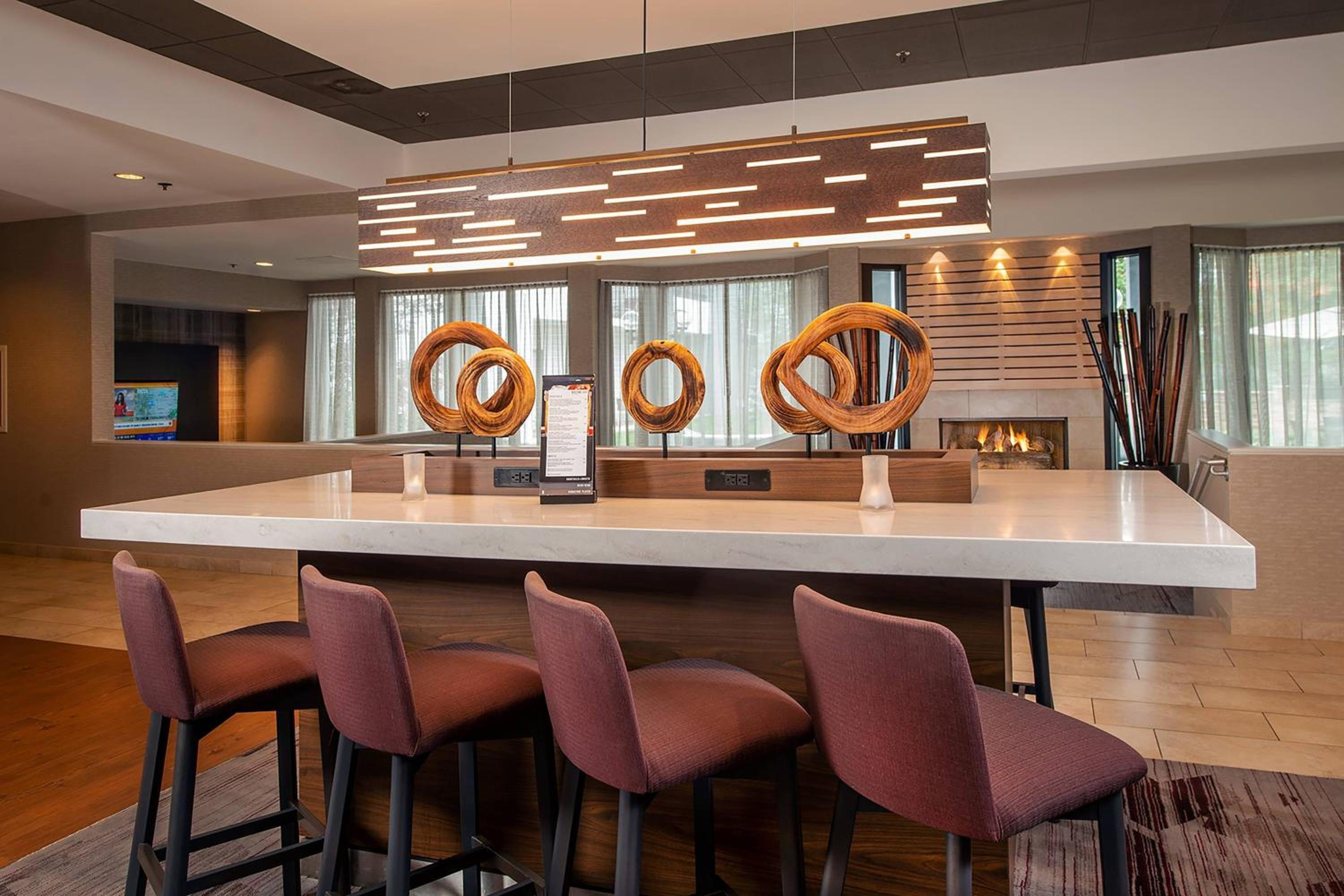 Courtyard by Marriott Dulles Airport Herndon/Reston - Property Image 9