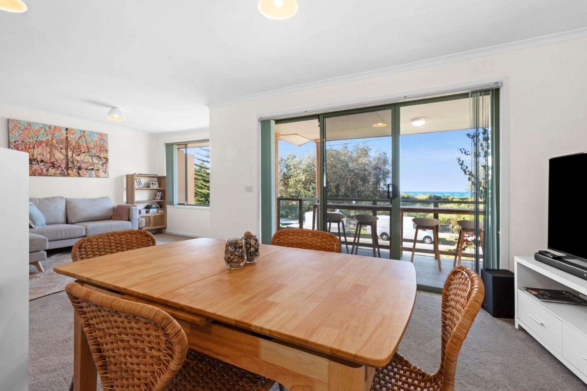 Teds at Broulee managed by Batemans Bay Accom