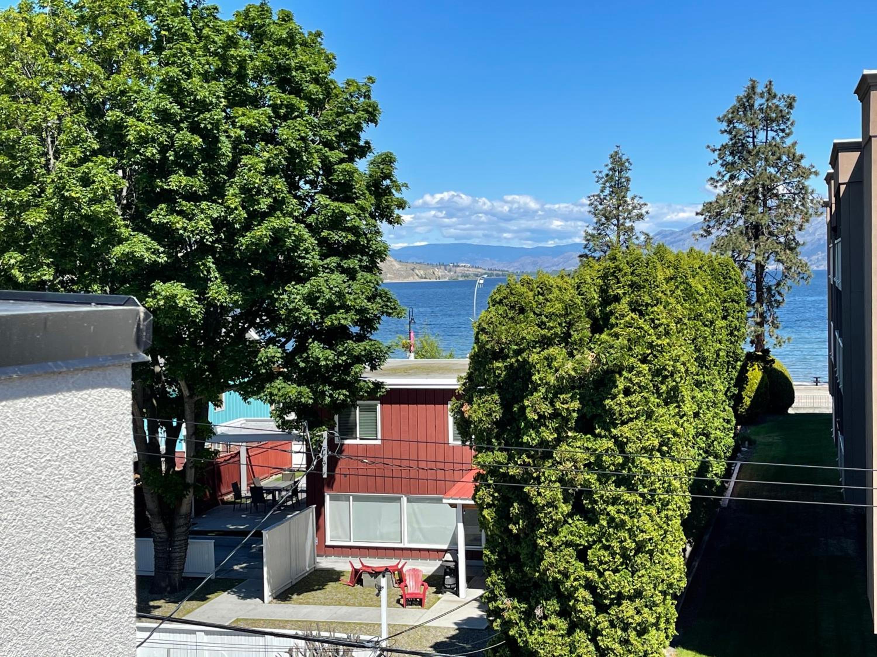 *NEW* HAVN HOUSE MODERN RETREAT - STEPS FROM BEACH