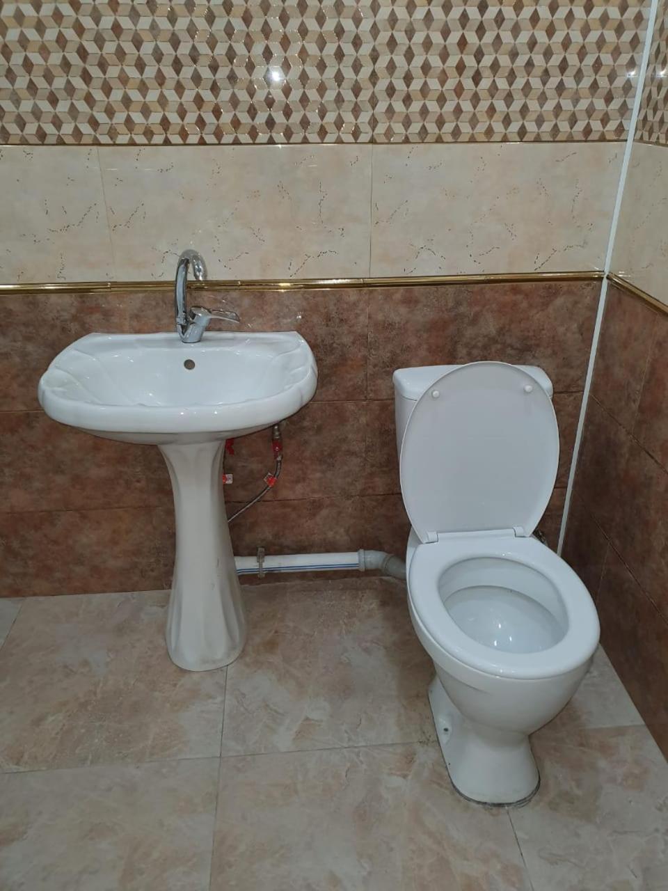 Deluxe