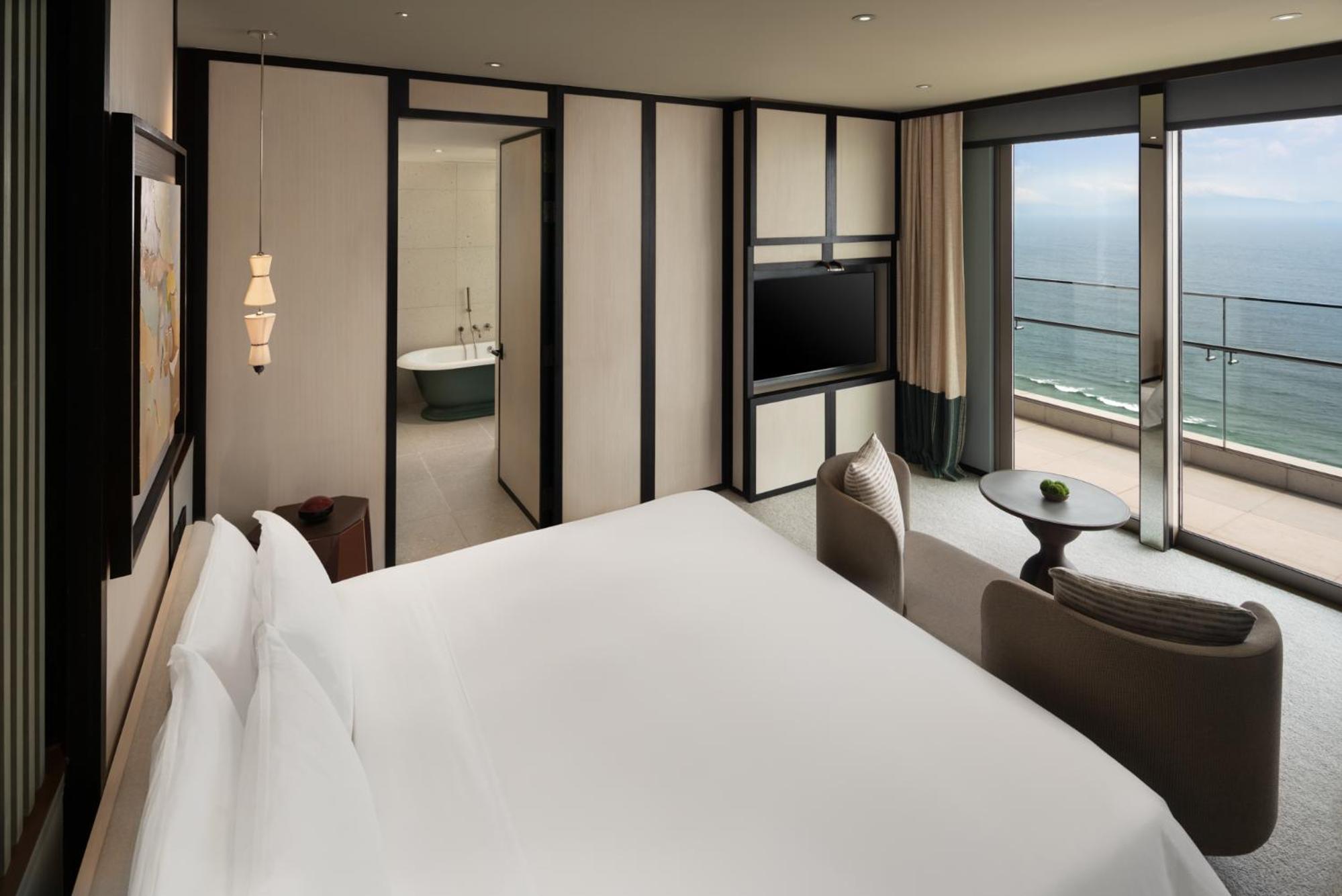 New World Hoiana Beach Resort 58