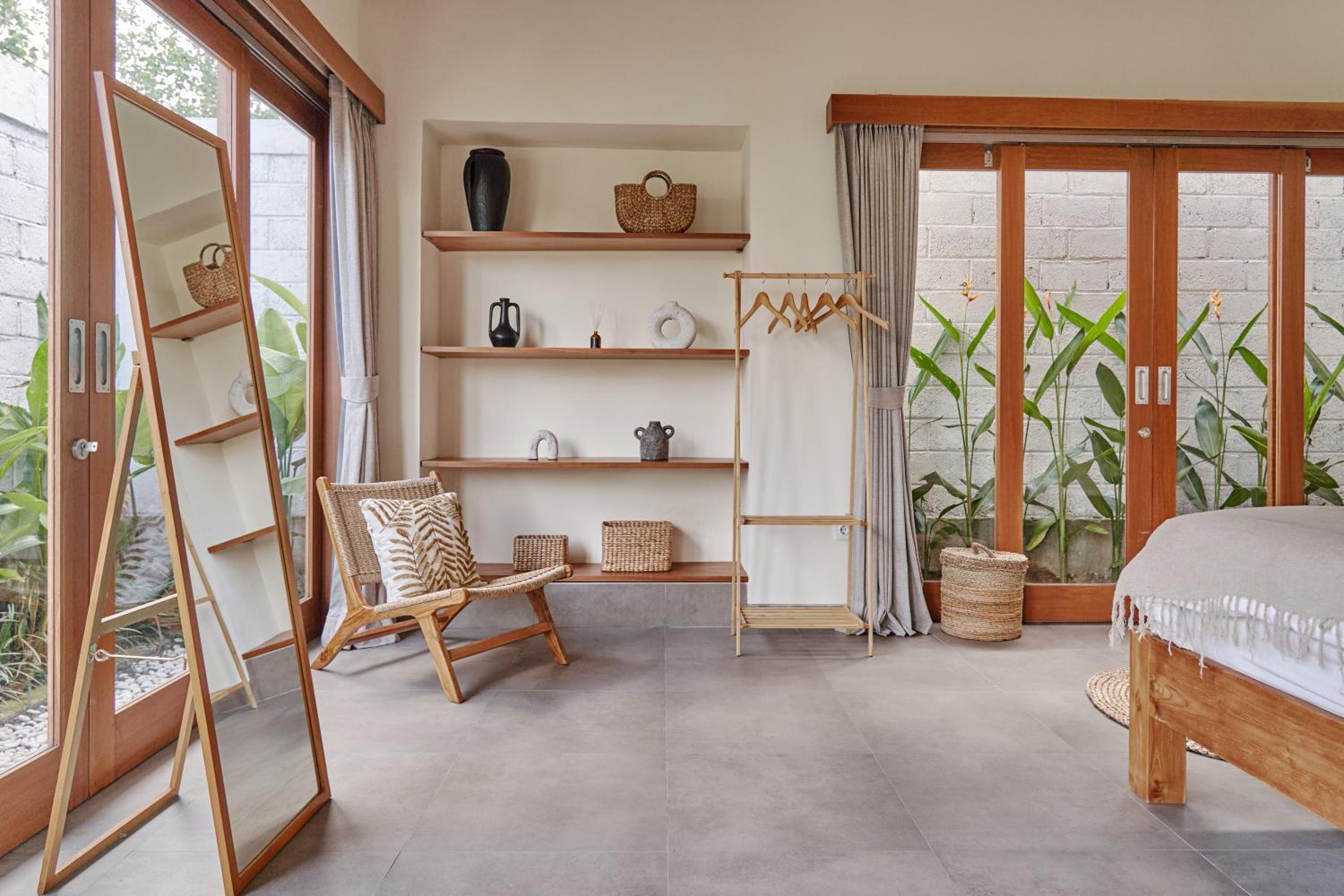New Villa La Crema - Designer 3BR Canggu view 2