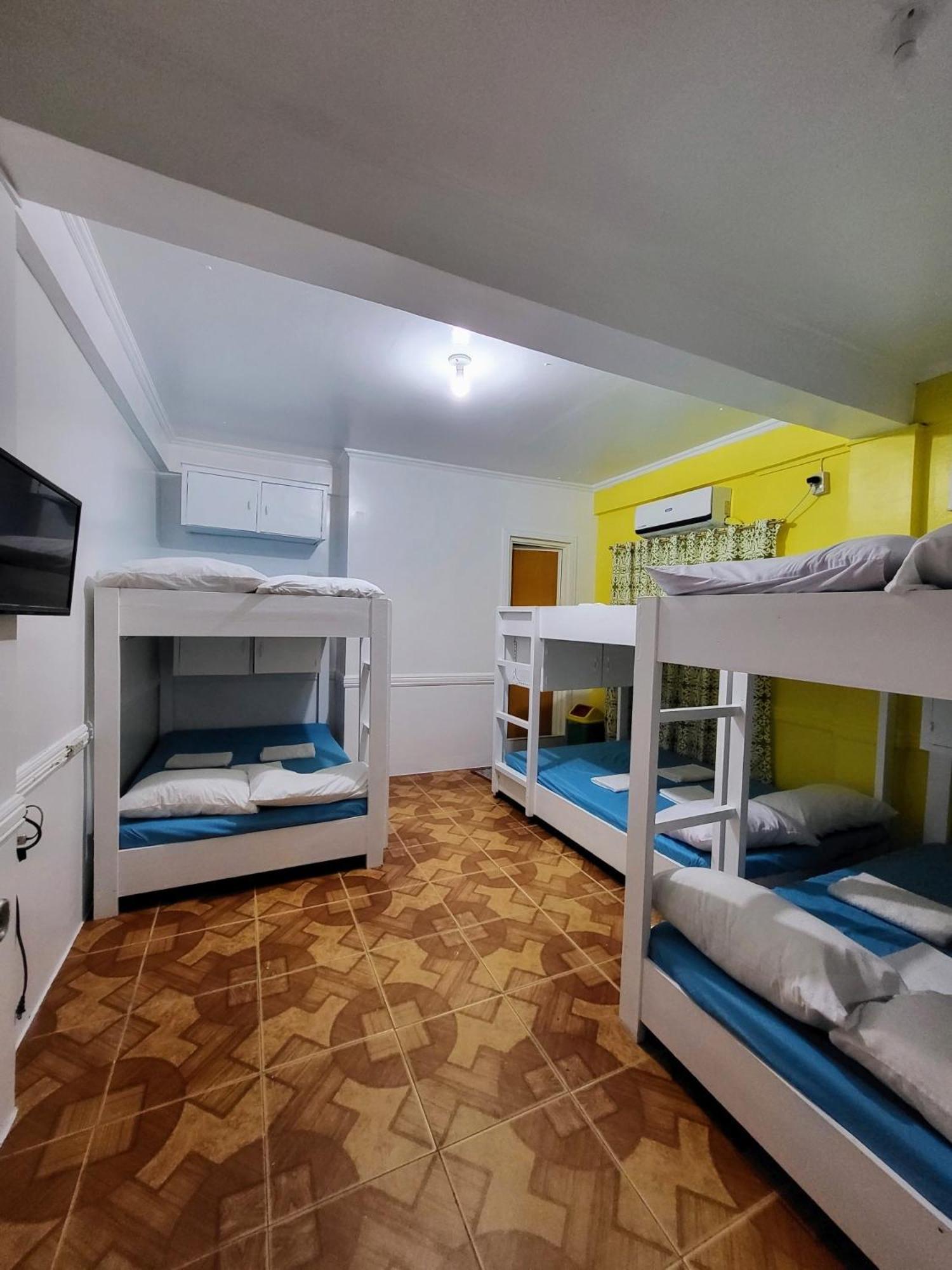 Wendy's Apartelle