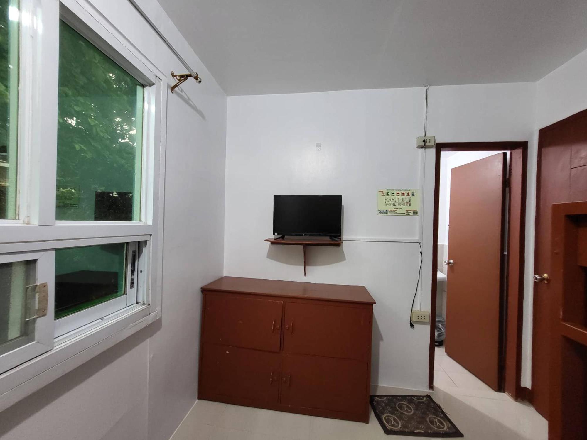 Wendy's Apartelle