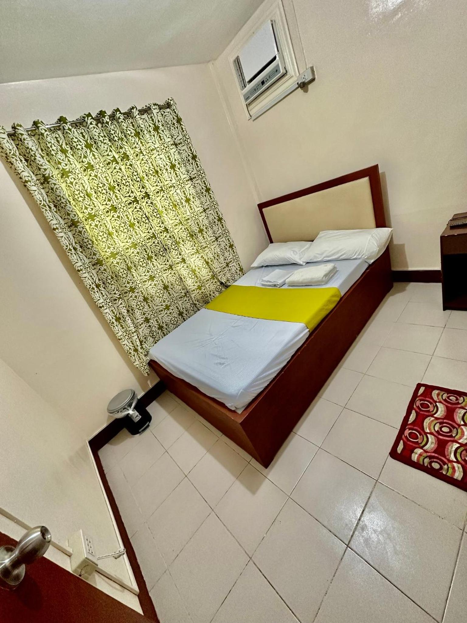 Wendy's Apartelle