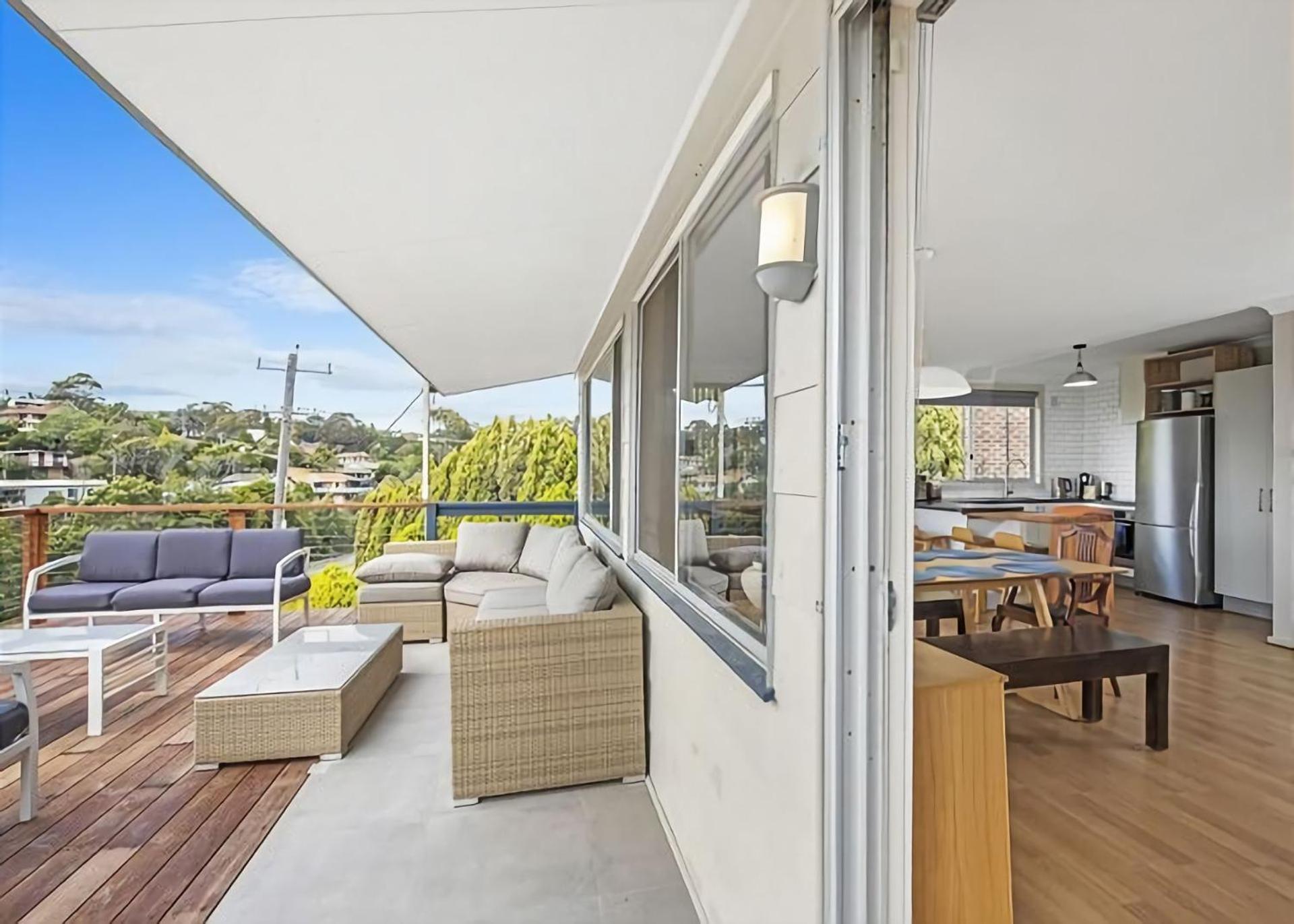 George Bass Drive 569 On The Beach Living managed by Batemans Bay Accom