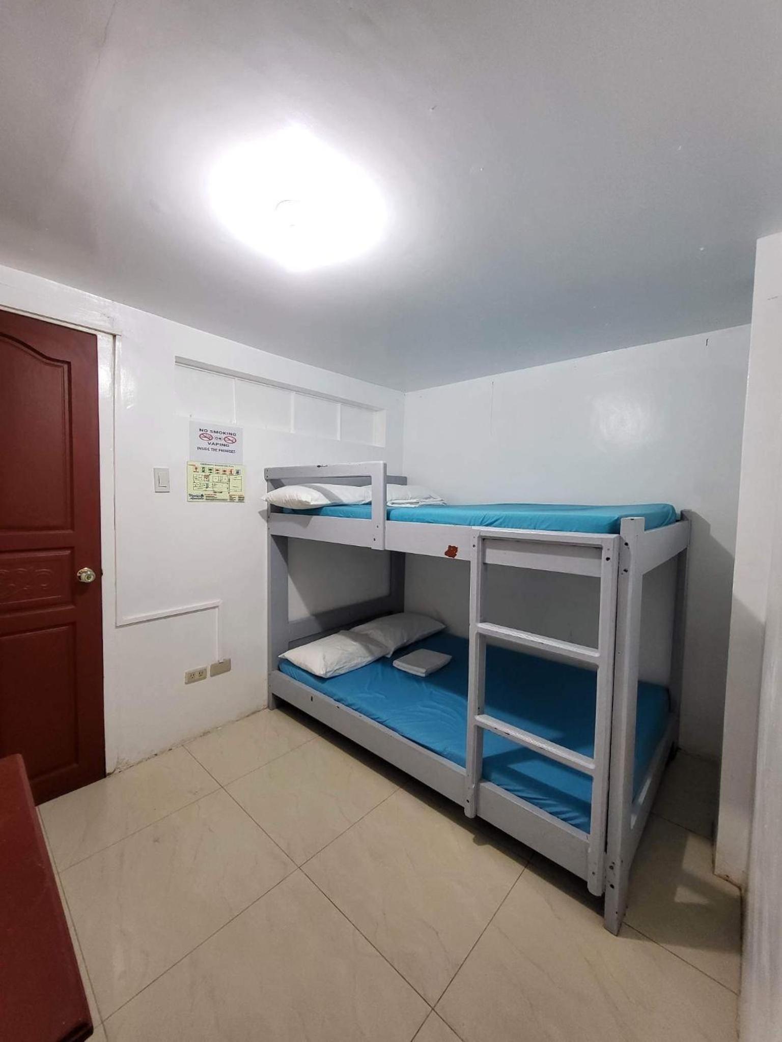 Wendy's Apartelle