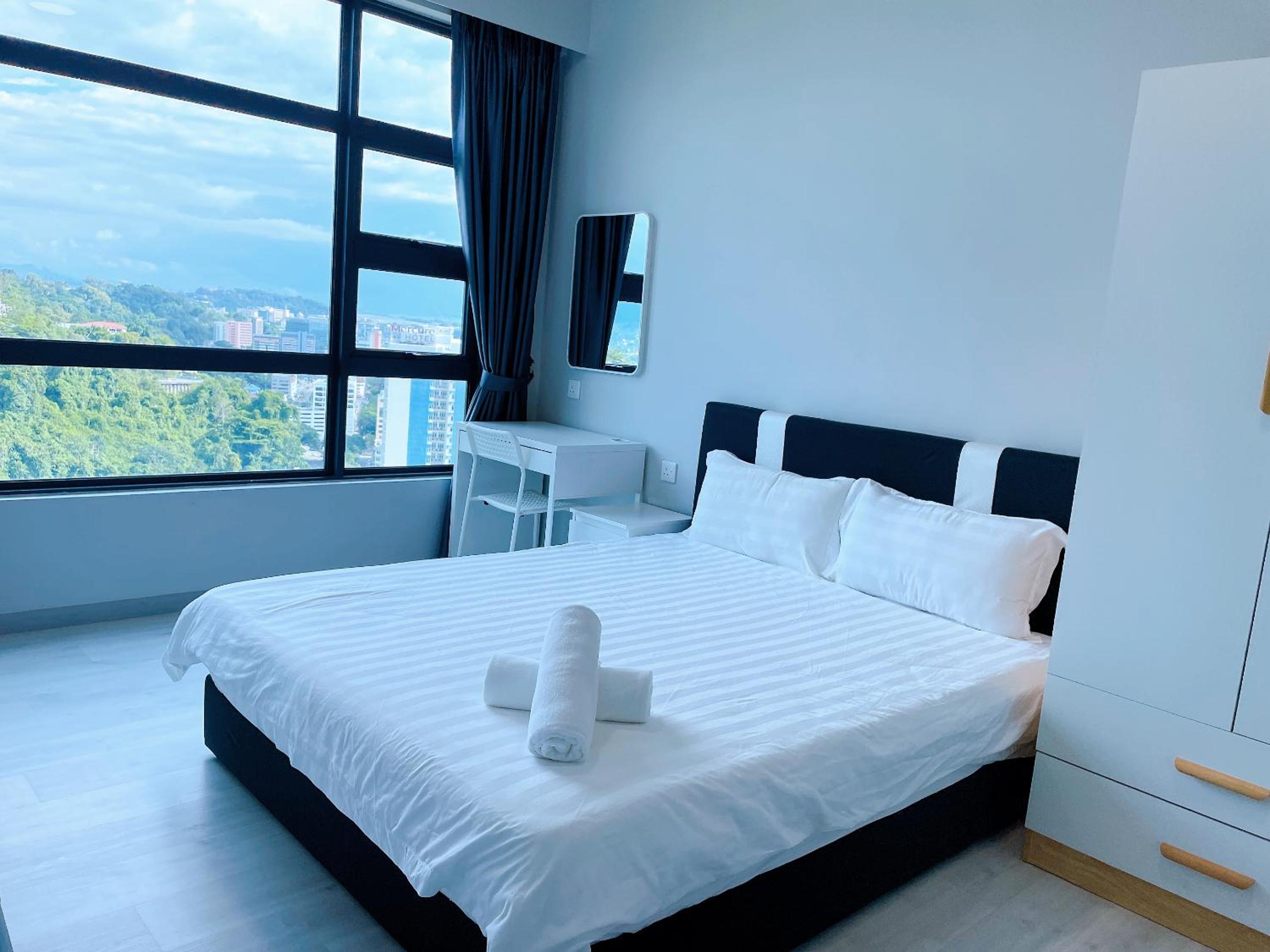 REST&GO JESSELTON QUAY lSLAND, SHOPPING MALL 亚庇好室连 photo 3