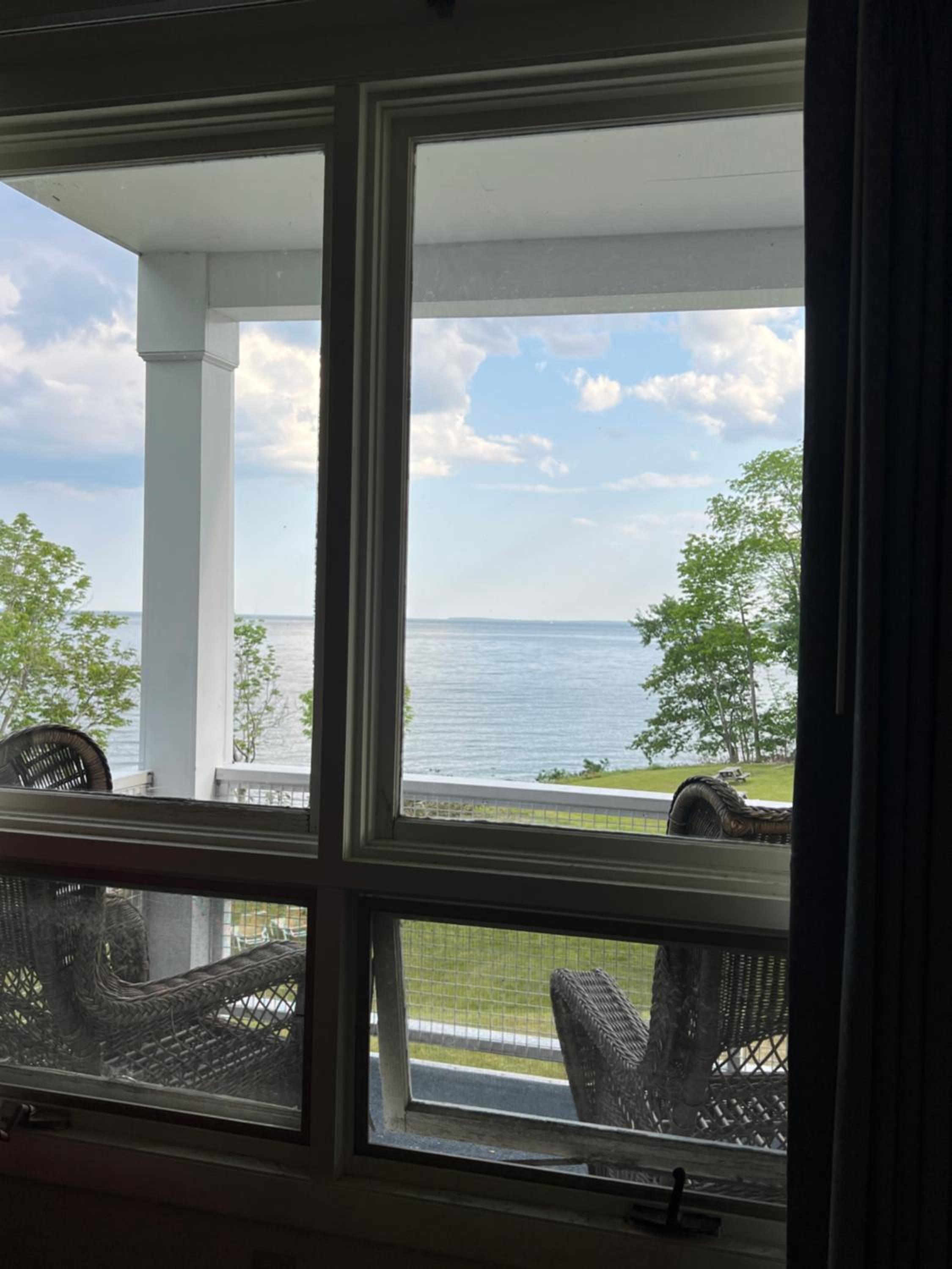 High Tide Inn on the Ocean, Motel and Cottages