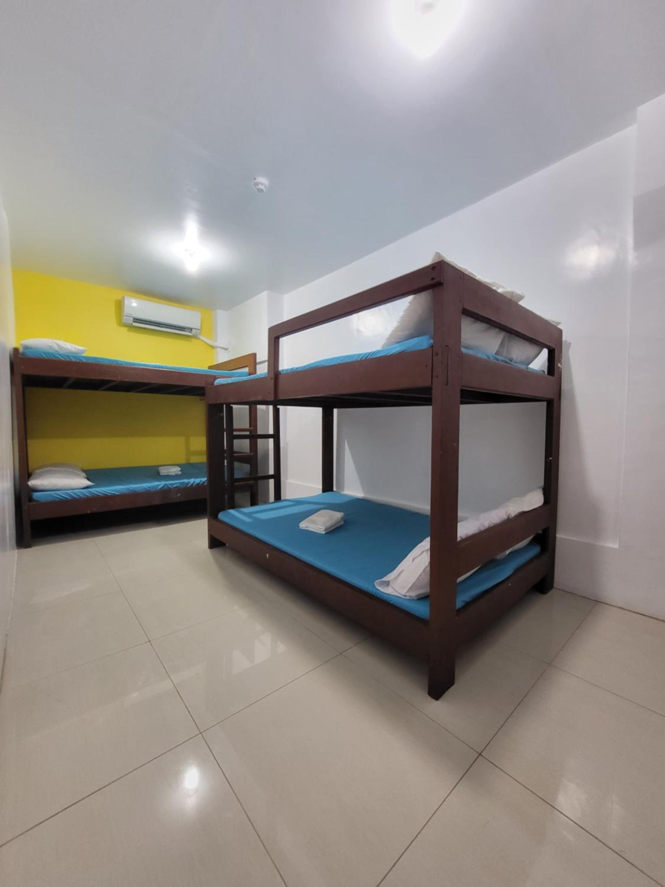 Wendy's Apartelle
