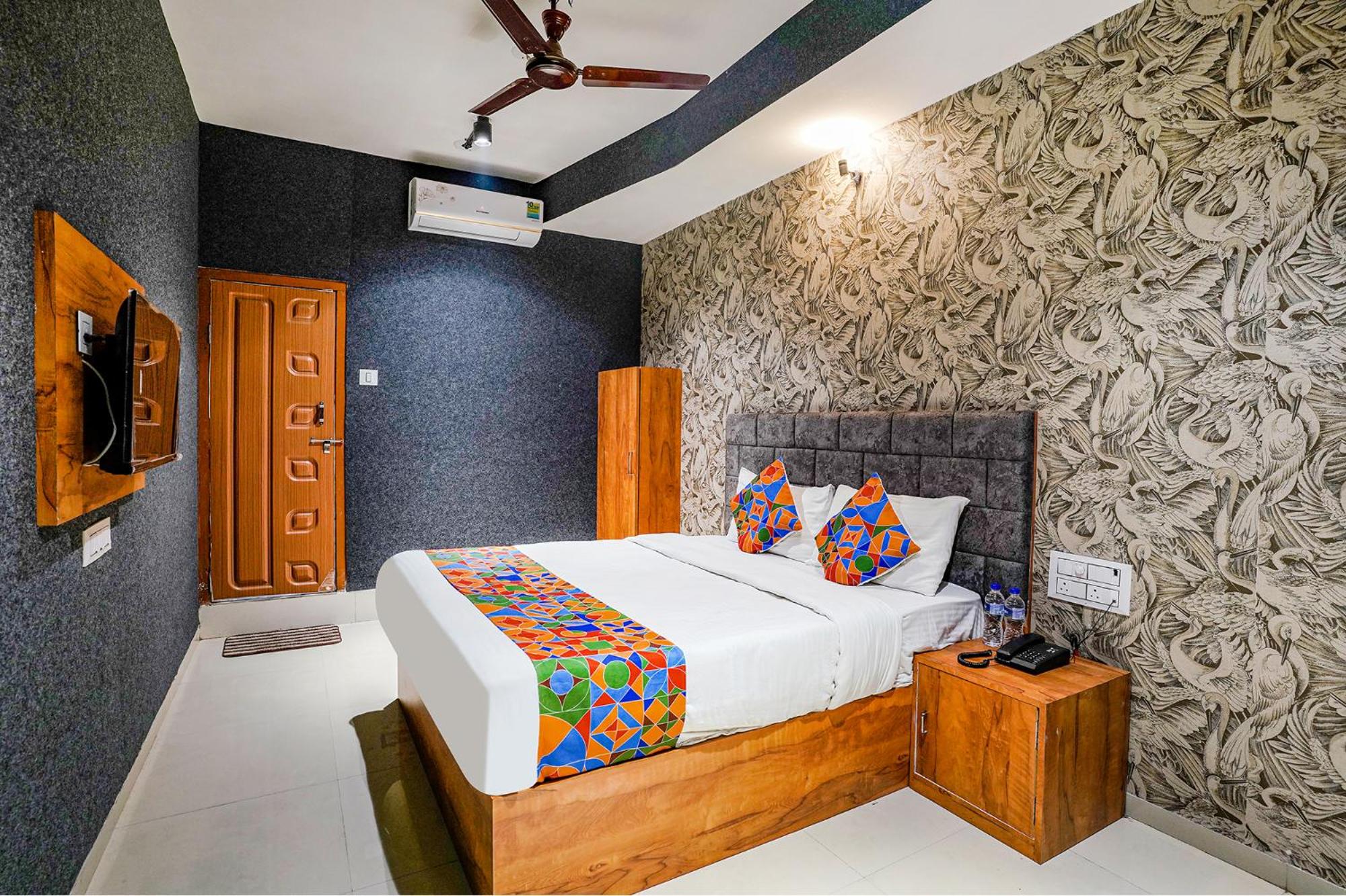 FabHotel The Life, Surat Airport