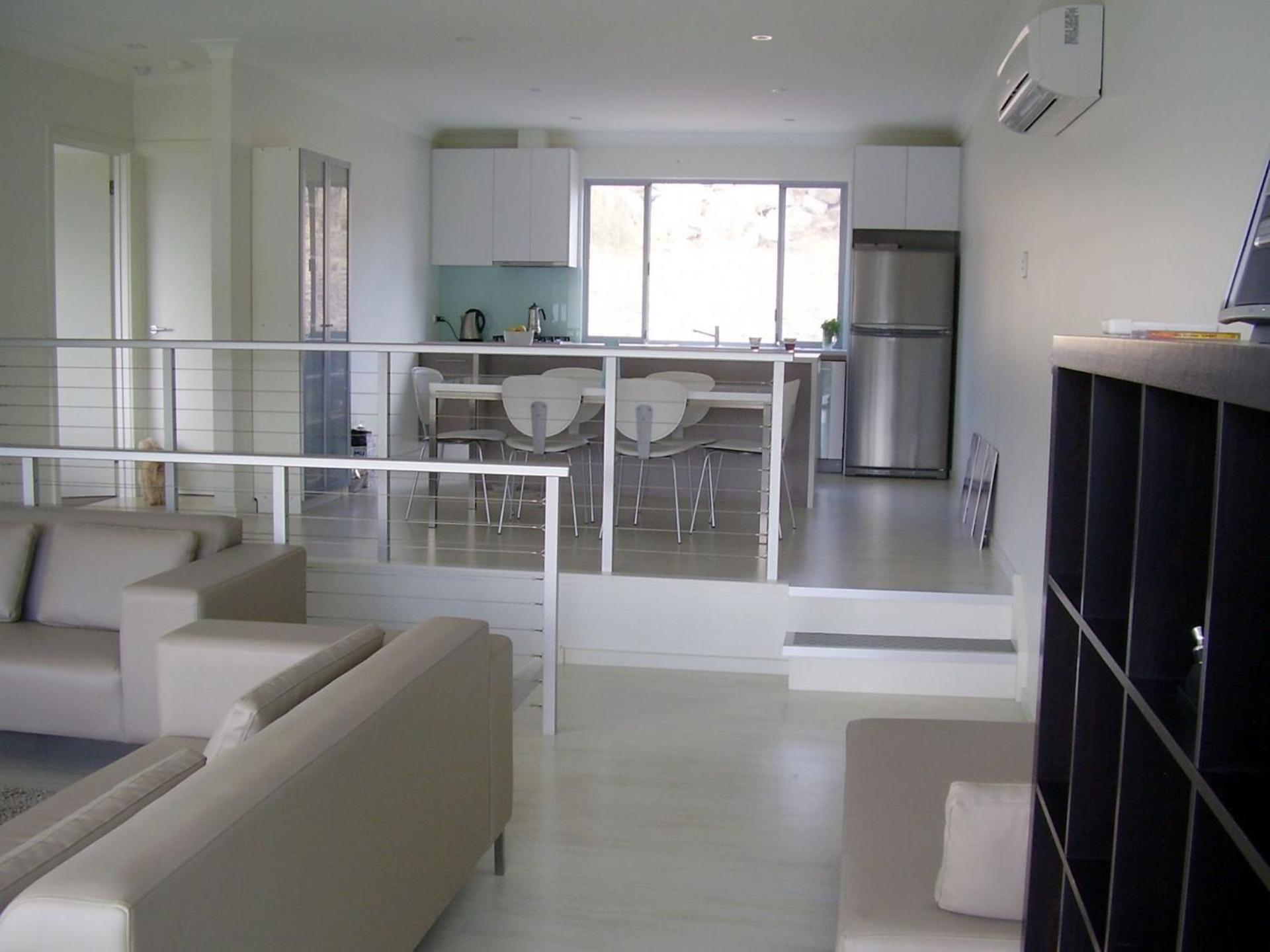 Quiet Getaway Only Minutes to Beach