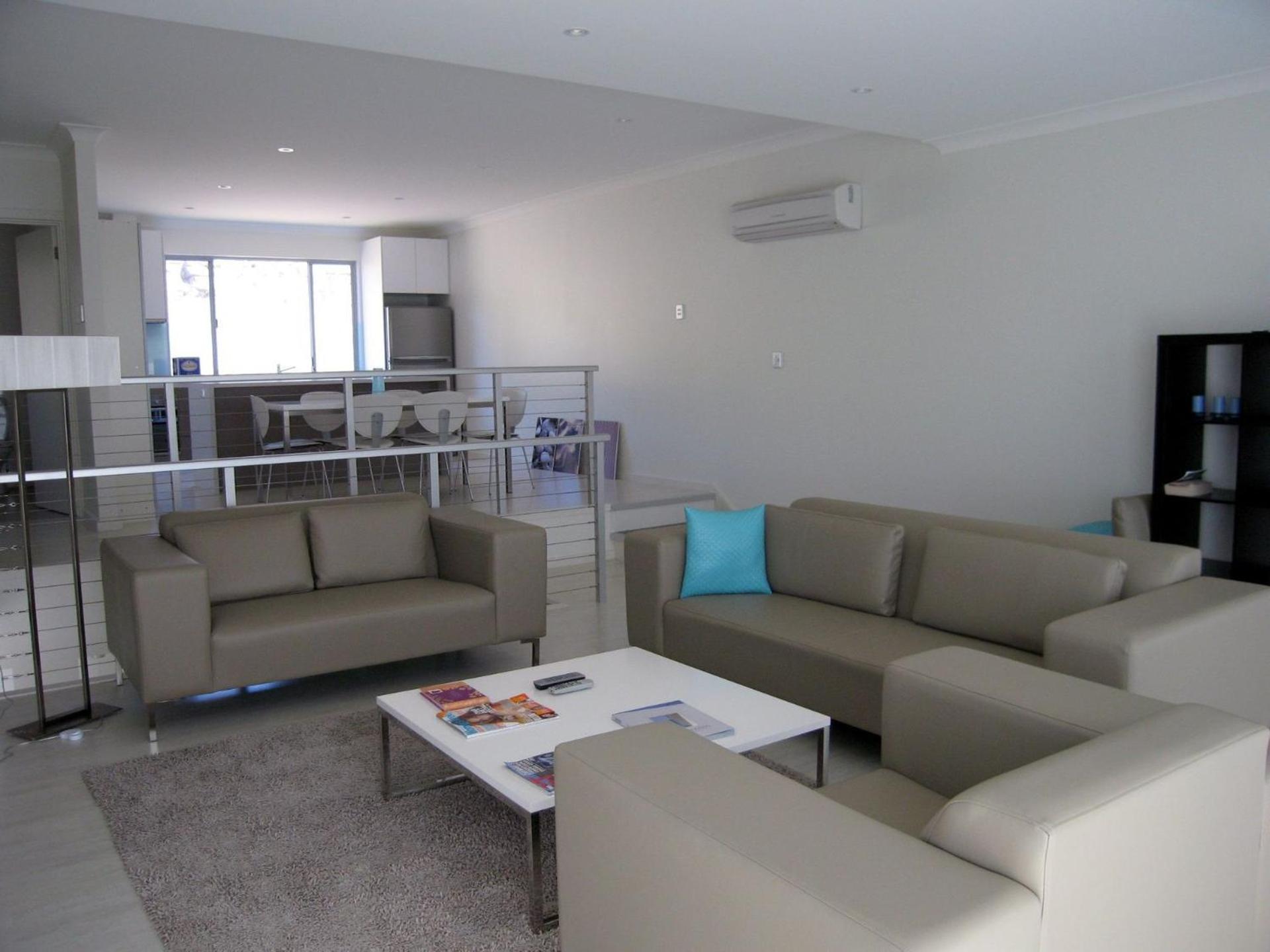 Quiet Getaway Only Minutes to Beach