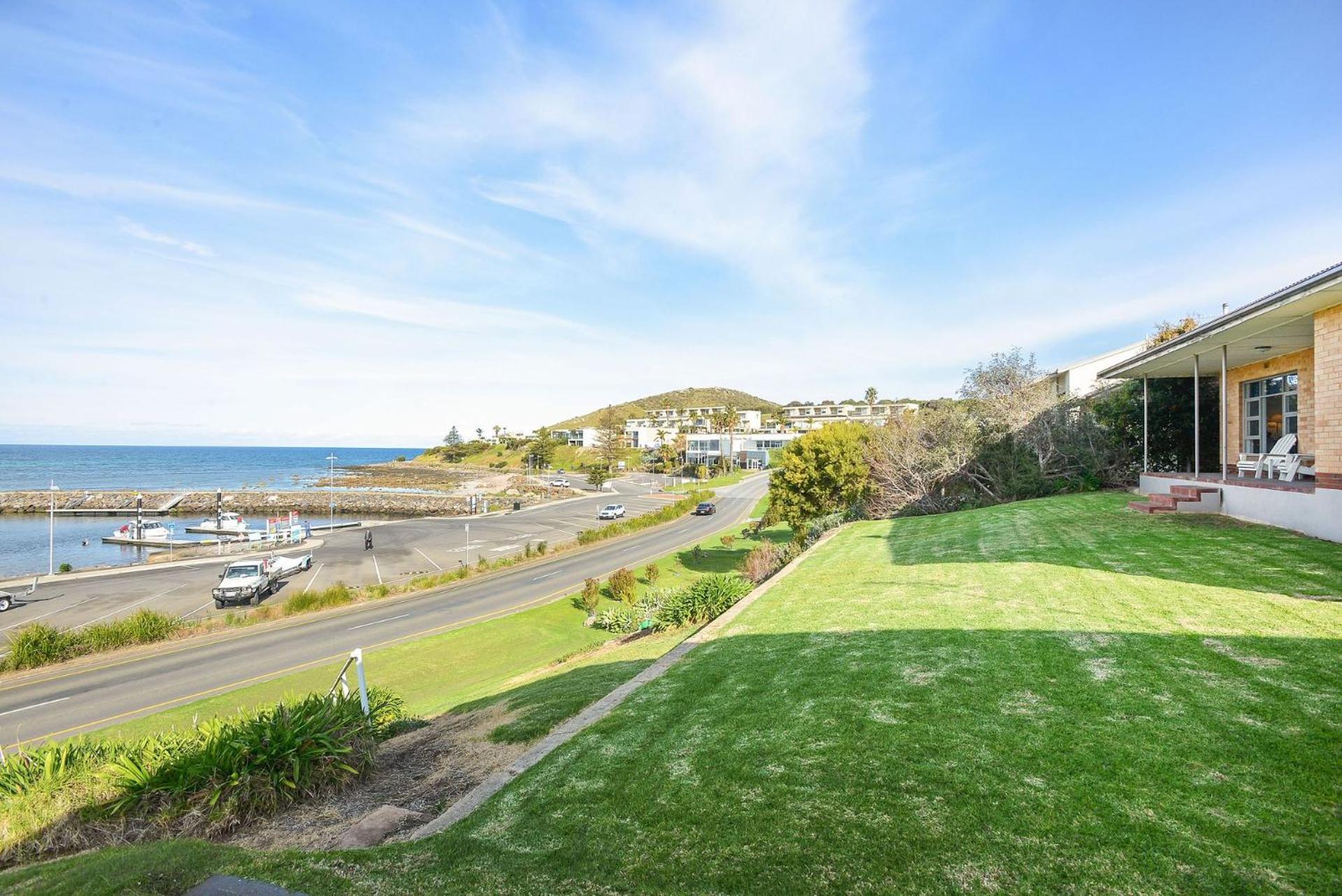 Panoramic Views Over the Bay
