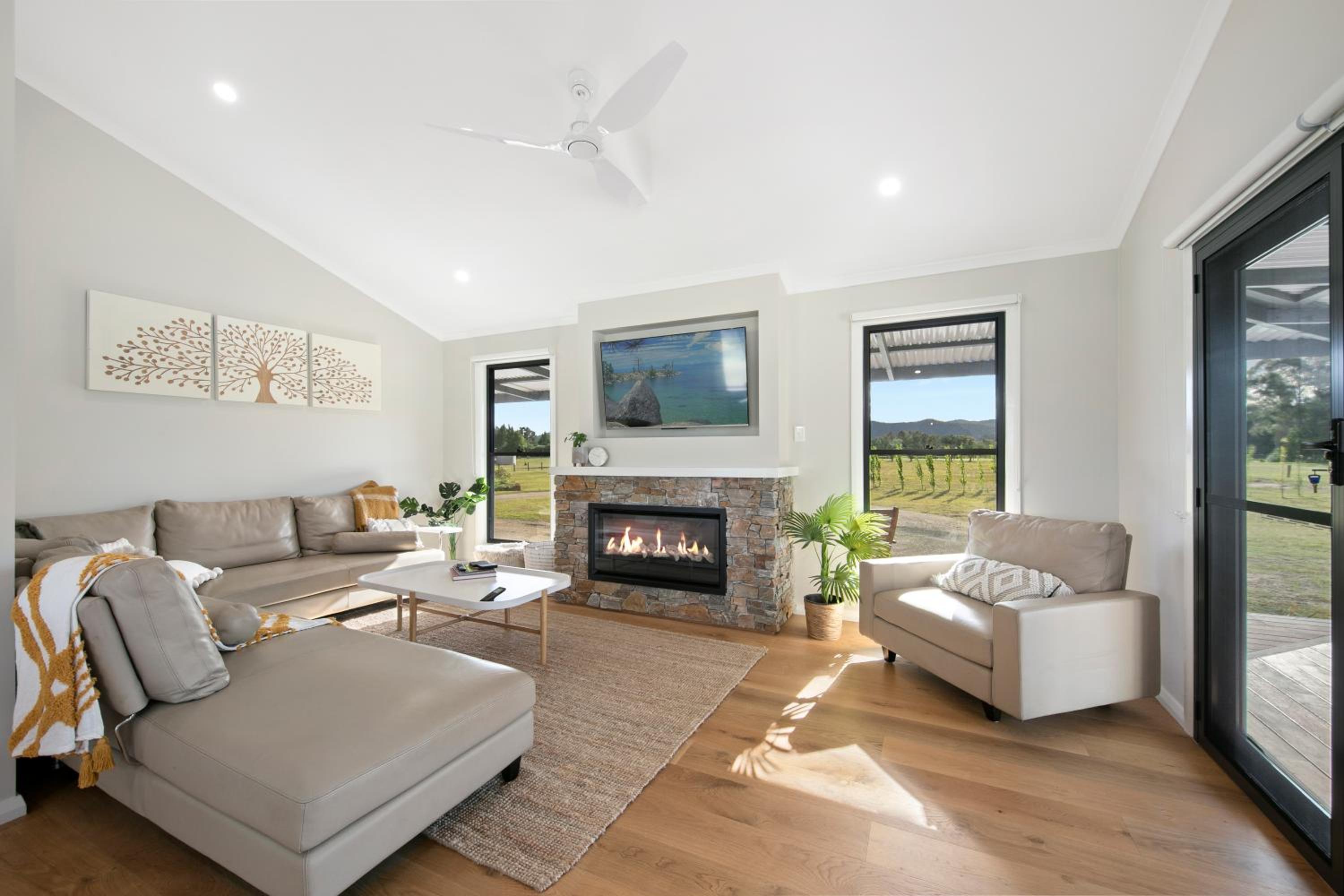 The House - The Charles at Broke Hunter Valley Luxury