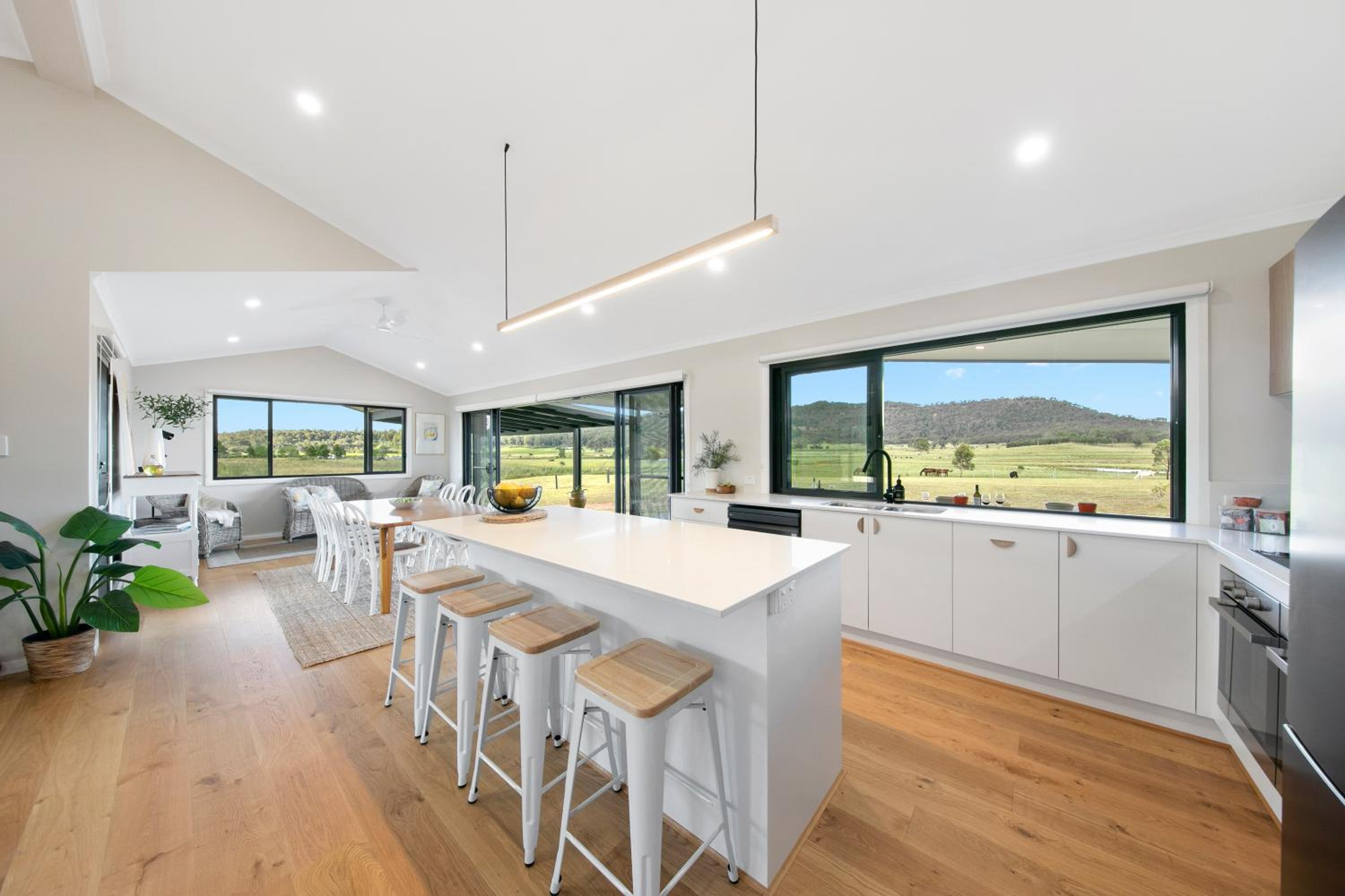 The House - The Charles at Broke Hunter Valley Luxury