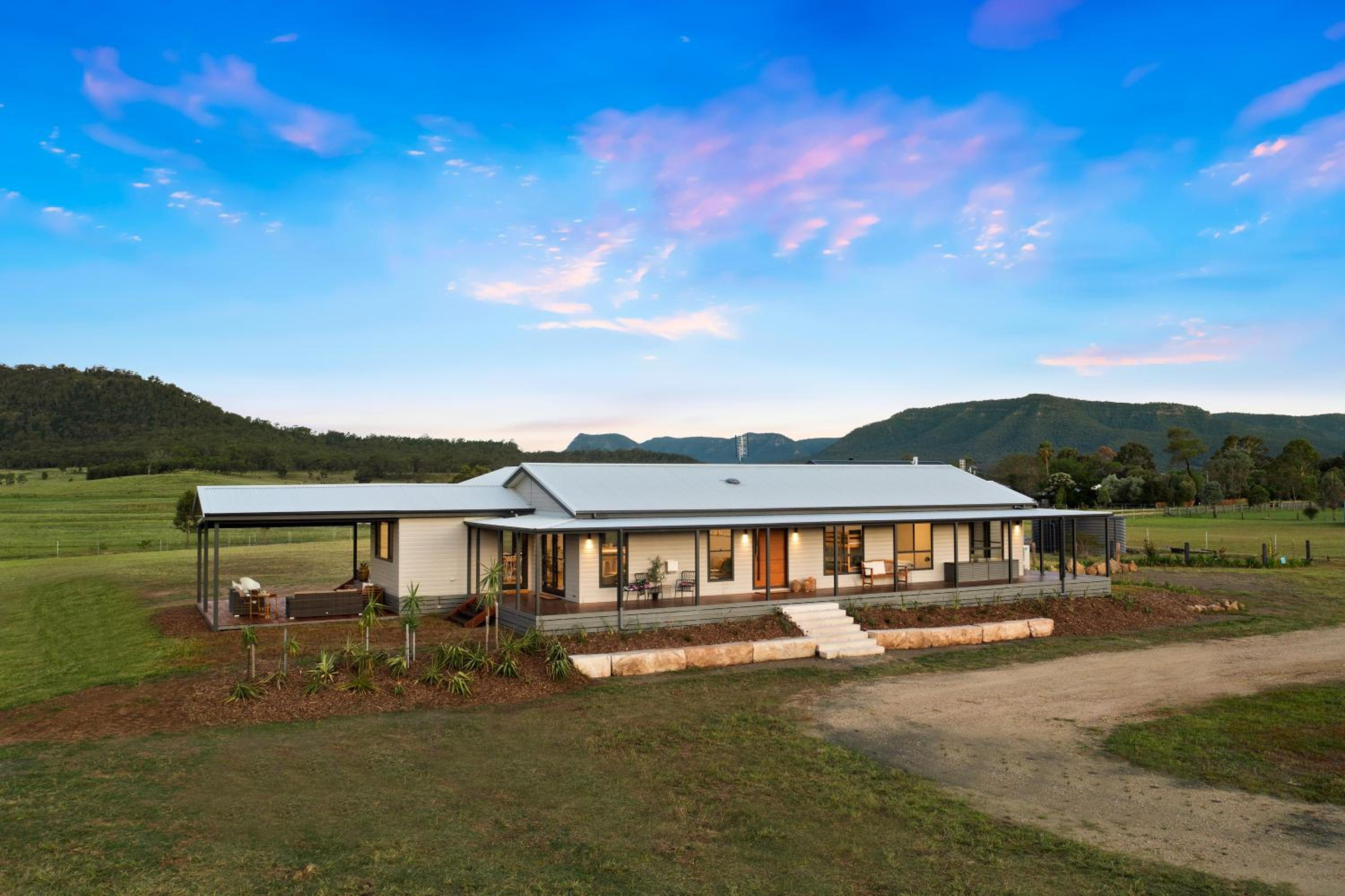 The House - The Charles at Broke Hunter Valley Luxury