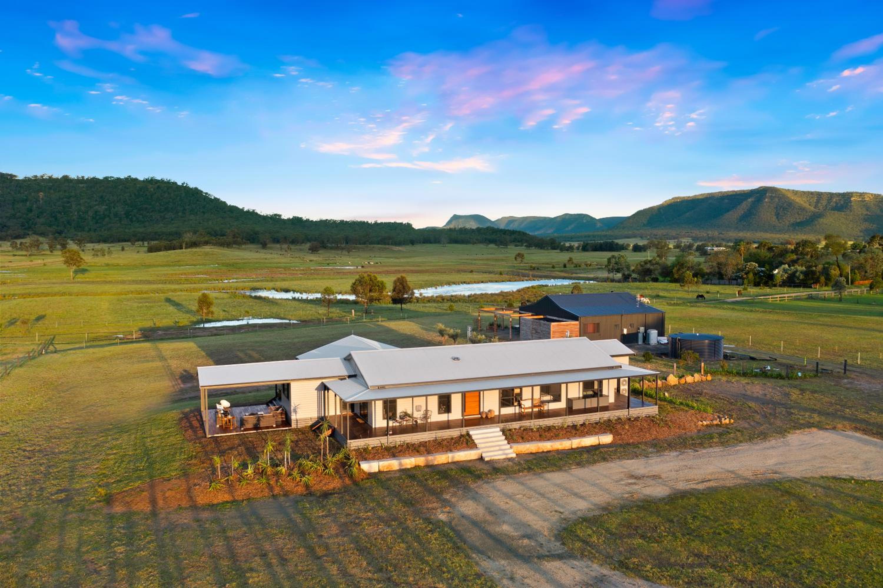 The House - The Charles at Broke Hunter Valley Luxury