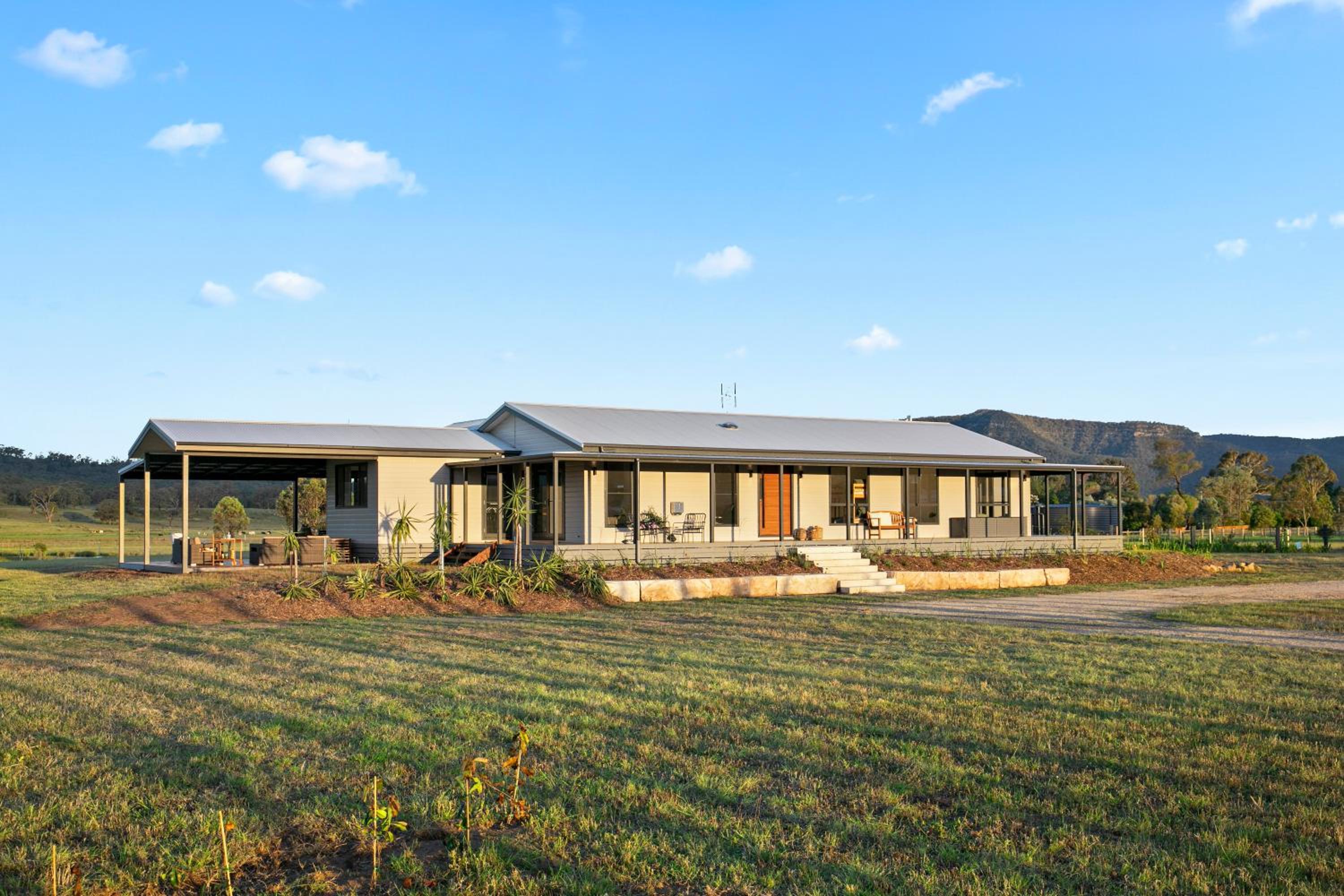 The House - The Charles at Broke Hunter Valley Luxury