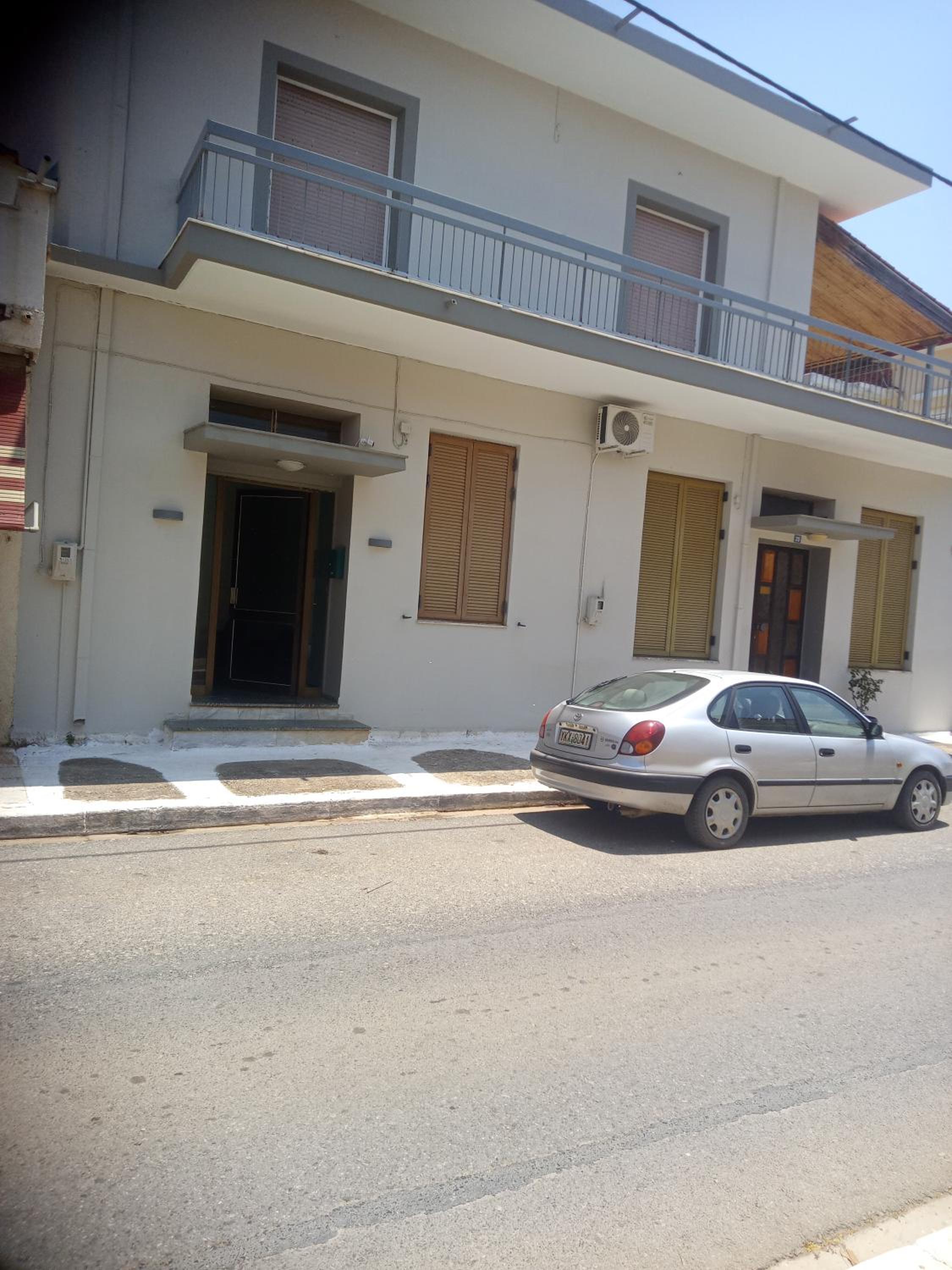 tom house 2