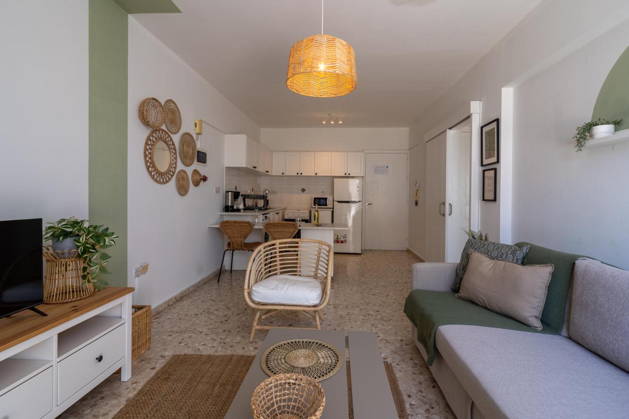 Blossom 1-Bedroom Apartment in Larnaca