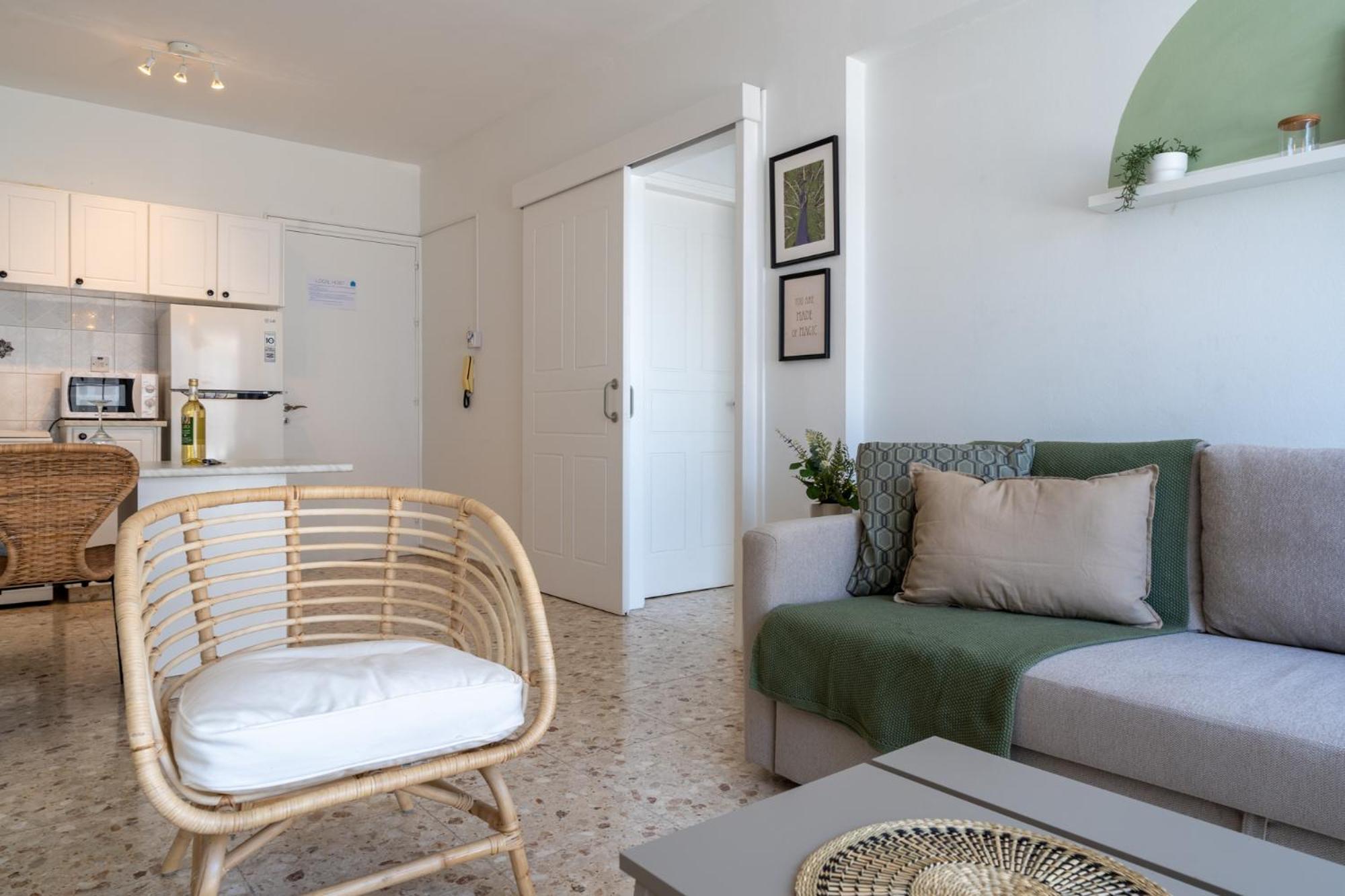 Blossom 1-Bedroom Apartment in Larnaca