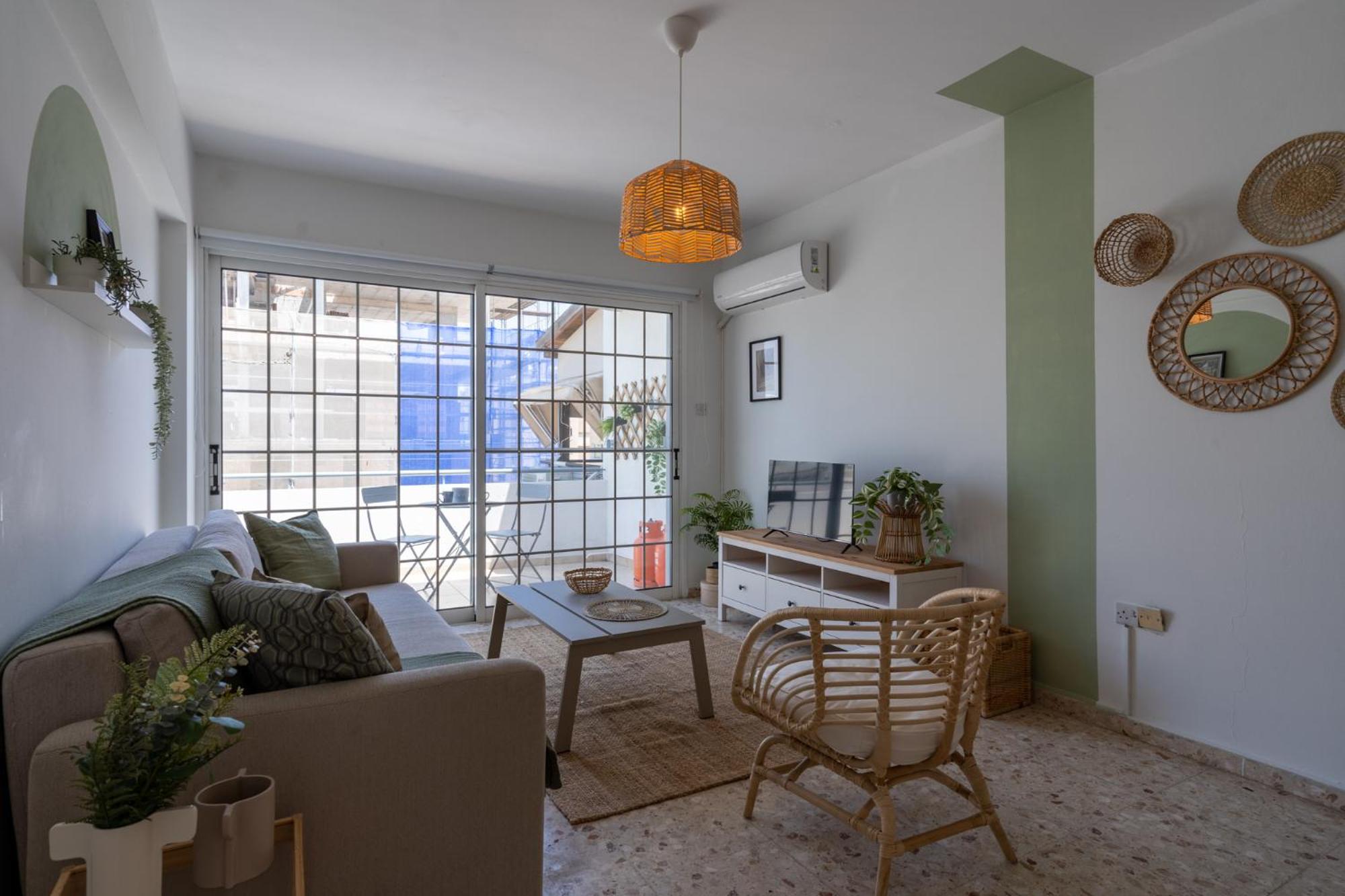 Blossom 1-Bedroom Apartment in Larnaca