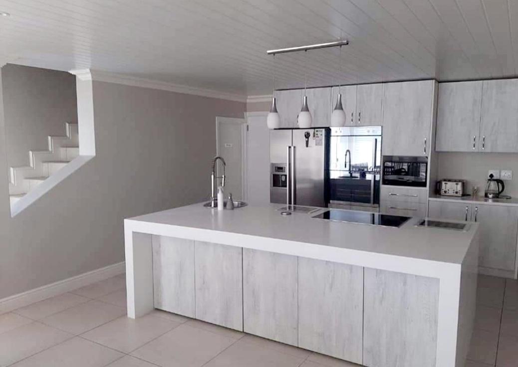 Bella Vista Yzerfontein - Home away from home view 5