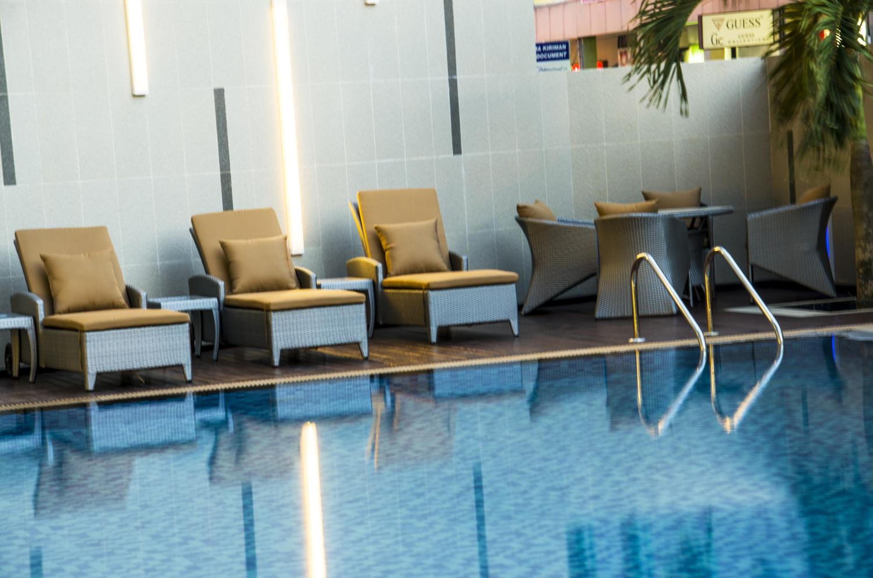 Nagoya Hill Hotel Batam 39