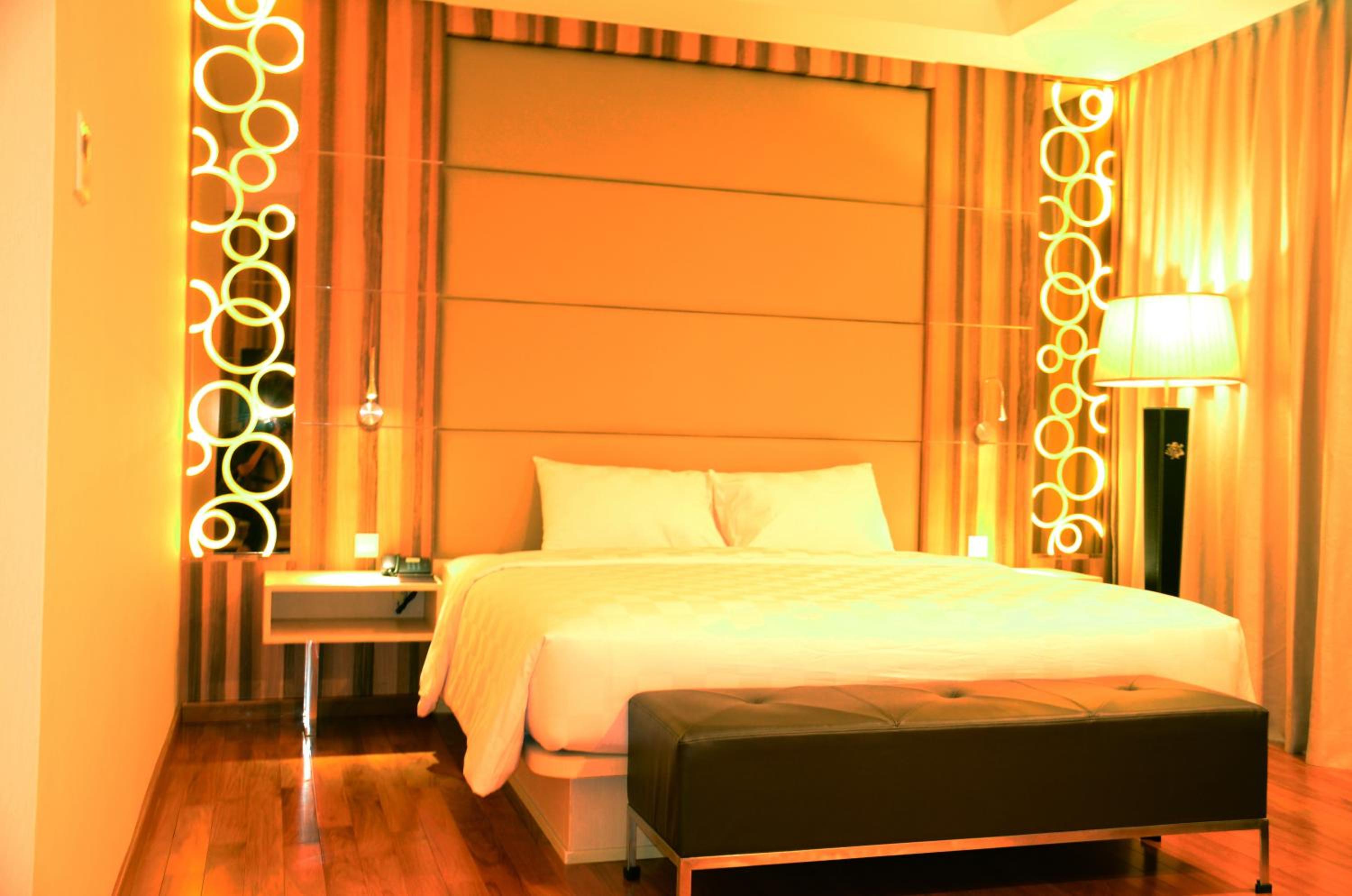 Nagoya Hill Hotel Batam 25