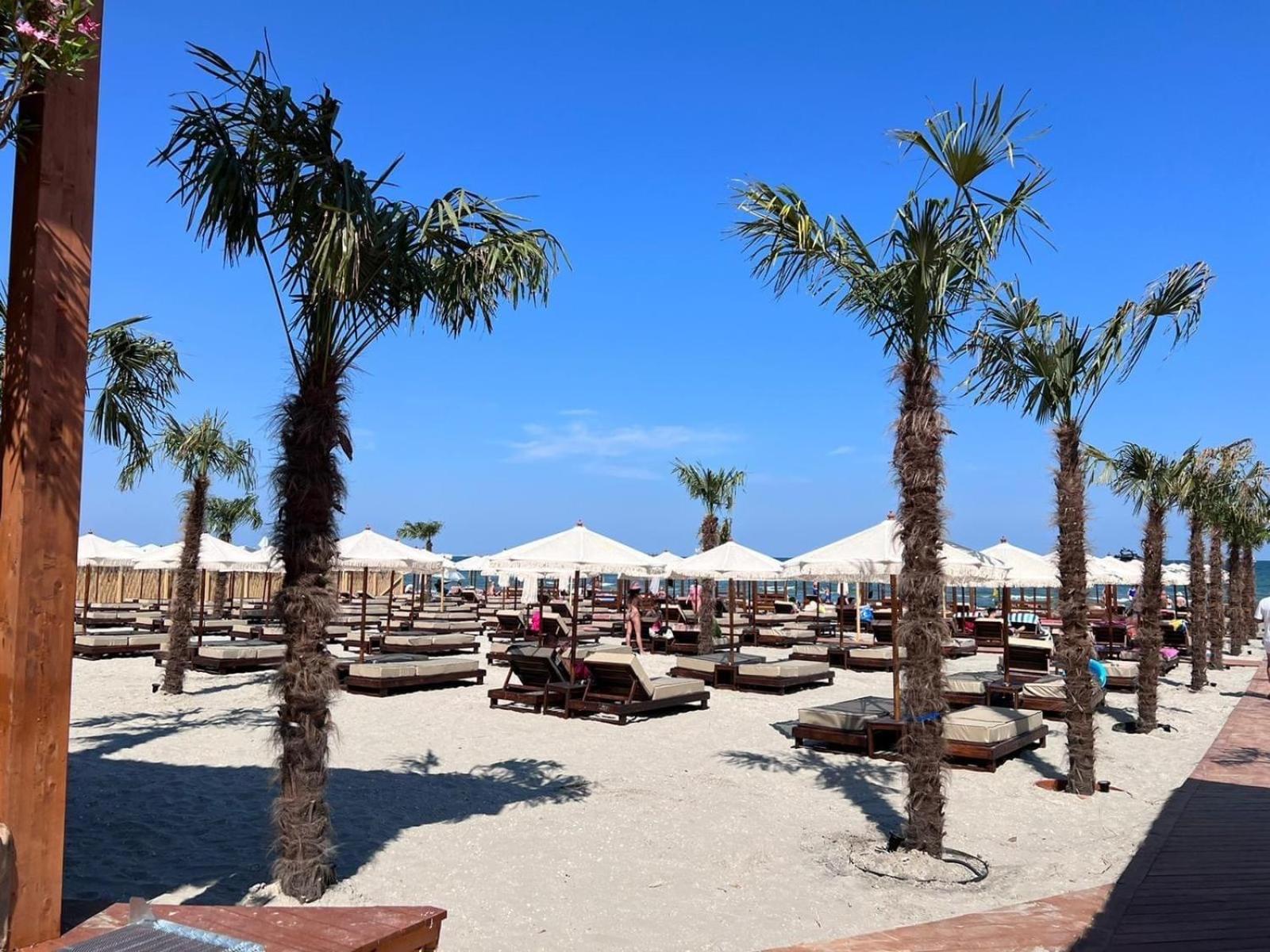 Mamaia Beach Condos 2 view 4