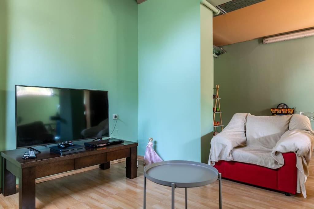 Villa Luna, 5 bedrooms, Private Pool, Hot Tub, Garden