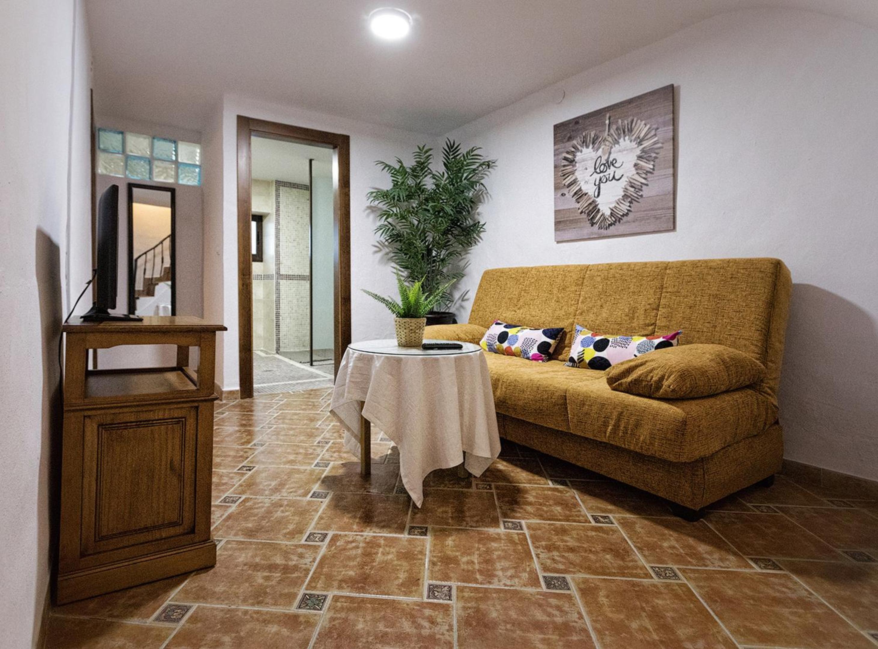 Charming Villa in Mondrón with Private Pool